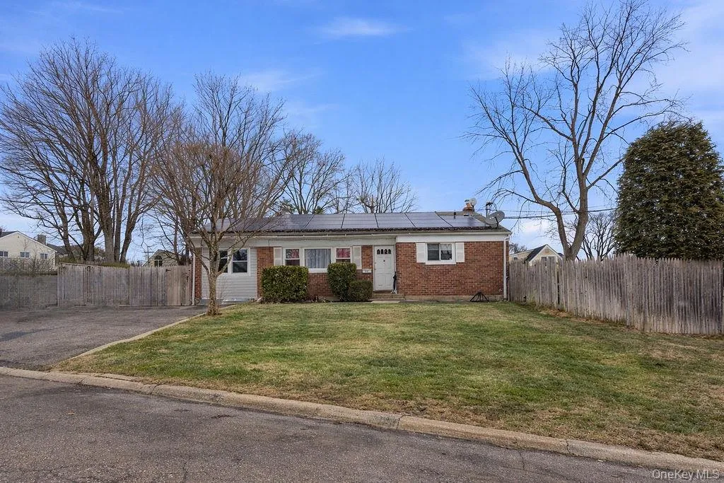 45 Oakley Drive, Huntington, NY, 4 Bedrooms Bedrooms, 6 Rooms Rooms,2 BathroomsBathrooms,Residential,For Rent,Oakley,0,961285 45 Oakley Drive, Huntington, NY, 4 Bedrooms Bedrooms, 6 Rooms Rooms,2 BathroomsBathrooms,Residential,For Rent,Oakley,0,961285