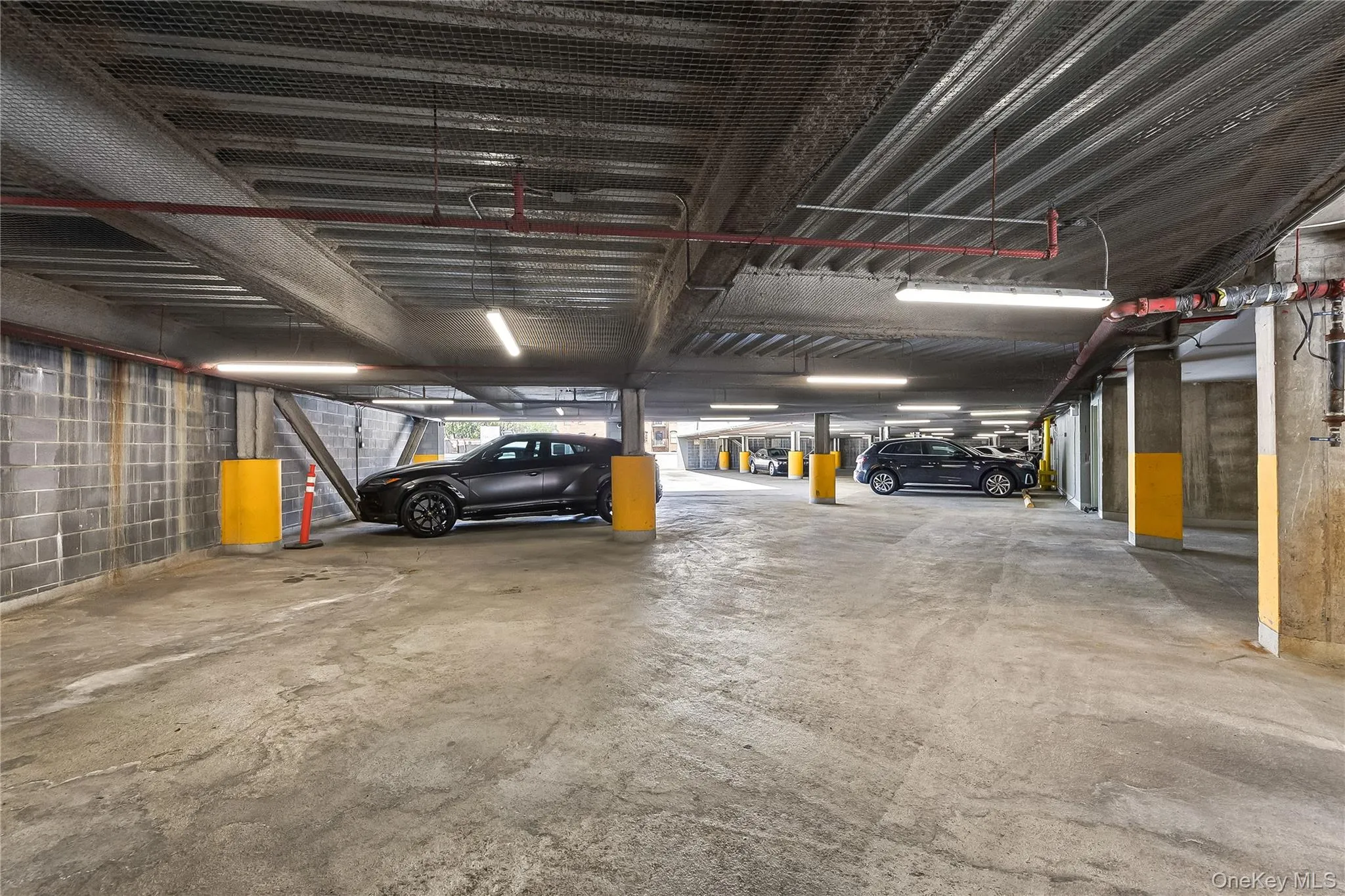 11-24 31st Avenue, New York, NY, 2 Bedrooms Bedrooms, 4 Rooms Rooms,1 BathroomBathrooms,Residential Sale,For Rent,31st,0,961297 11-24 31st Avenue, New York, NY, 2 Bedrooms Bedrooms, 4 Rooms Rooms,1 BathroomBathrooms,Residential Sale,For Rent,31st,0,961297