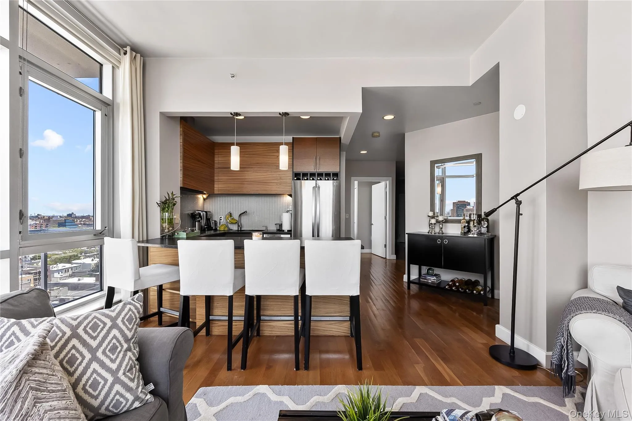 11-24 31st Avenue, New York, NY, 2 Bedrooms Bedrooms, 4 Rooms Rooms,1 BathroomBathrooms,Residential Sale,For Rent,31st,0,961297 11-24 31st Avenue, New York, NY, 2 Bedrooms Bedrooms, 4 Rooms Rooms,1 BathroomBathrooms,Residential Sale,For Rent,31st,0,961297