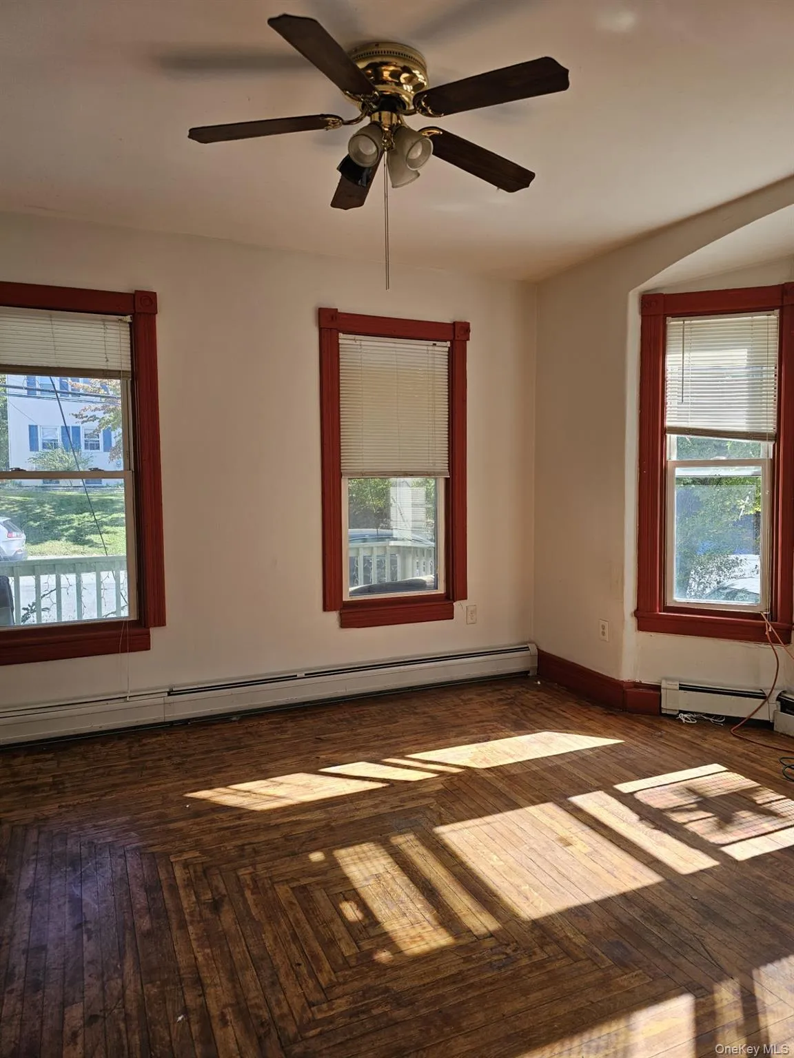 HARDWOOD FLOORS HARDWOOD FLOORS