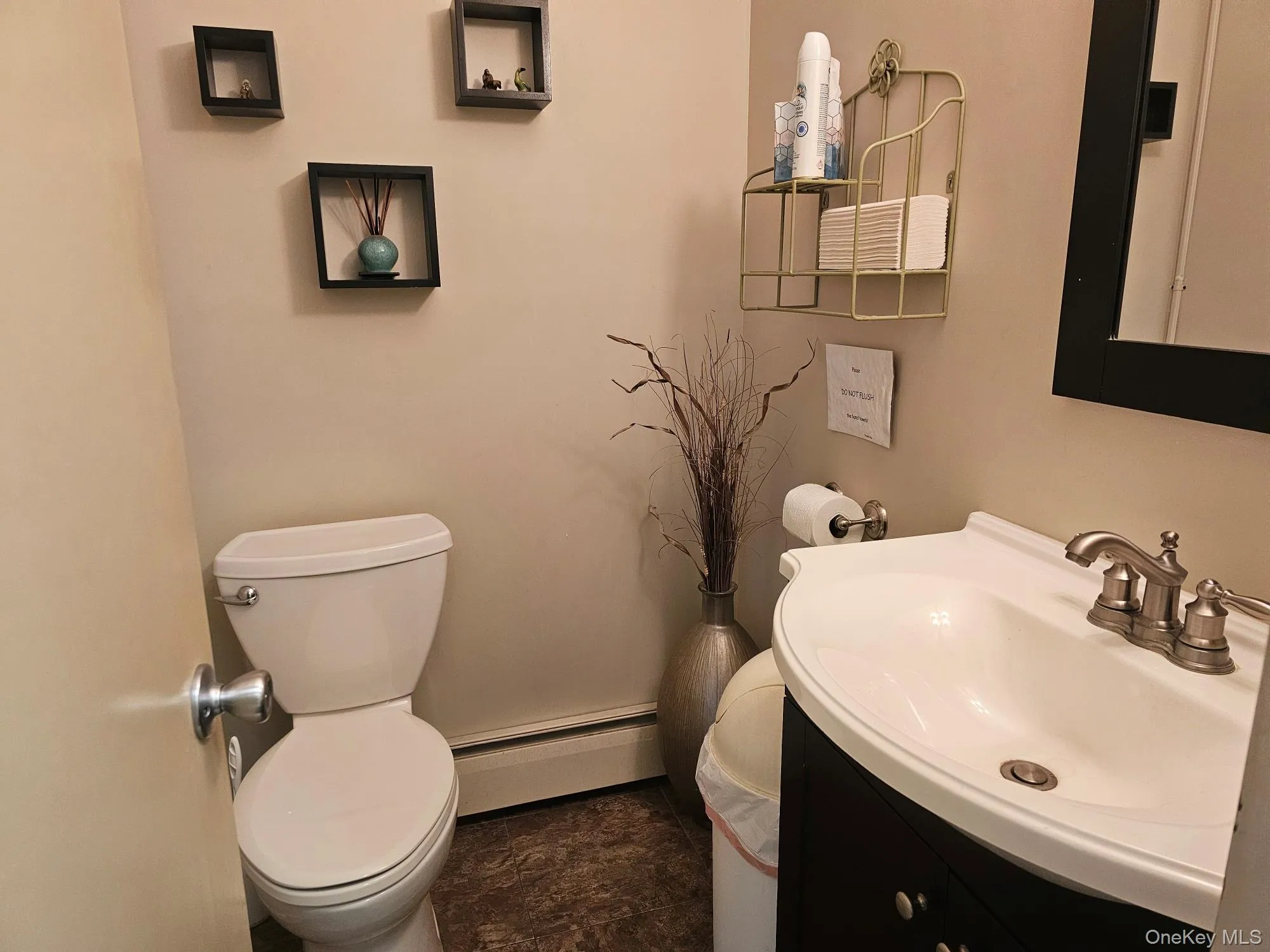 124 Main Suite 7 Street, Huntington, NY, ,Commercial Lease,For Rent,Main Suite 7,0,961340 124 Main Suite 7 Street, Huntington, NY, ,Commercial Lease,For Rent,Main Suite 7,0,961340