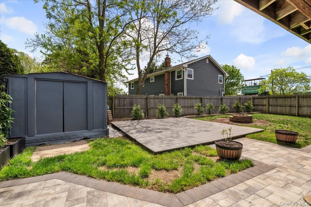 570 Conklin Street, Oyster Bay, NY, 2 Bedrooms Bedrooms, 4 Rooms Rooms,2 BathroomsBathrooms,Residential Lease,For Rent,Conklin,0,961376 570 Conklin Street, Oyster Bay, NY, 2 Bedrooms Bedrooms, 4 Rooms Rooms,2 BathroomsBathrooms,Residential Lease,For Rent,Conklin,0,961376