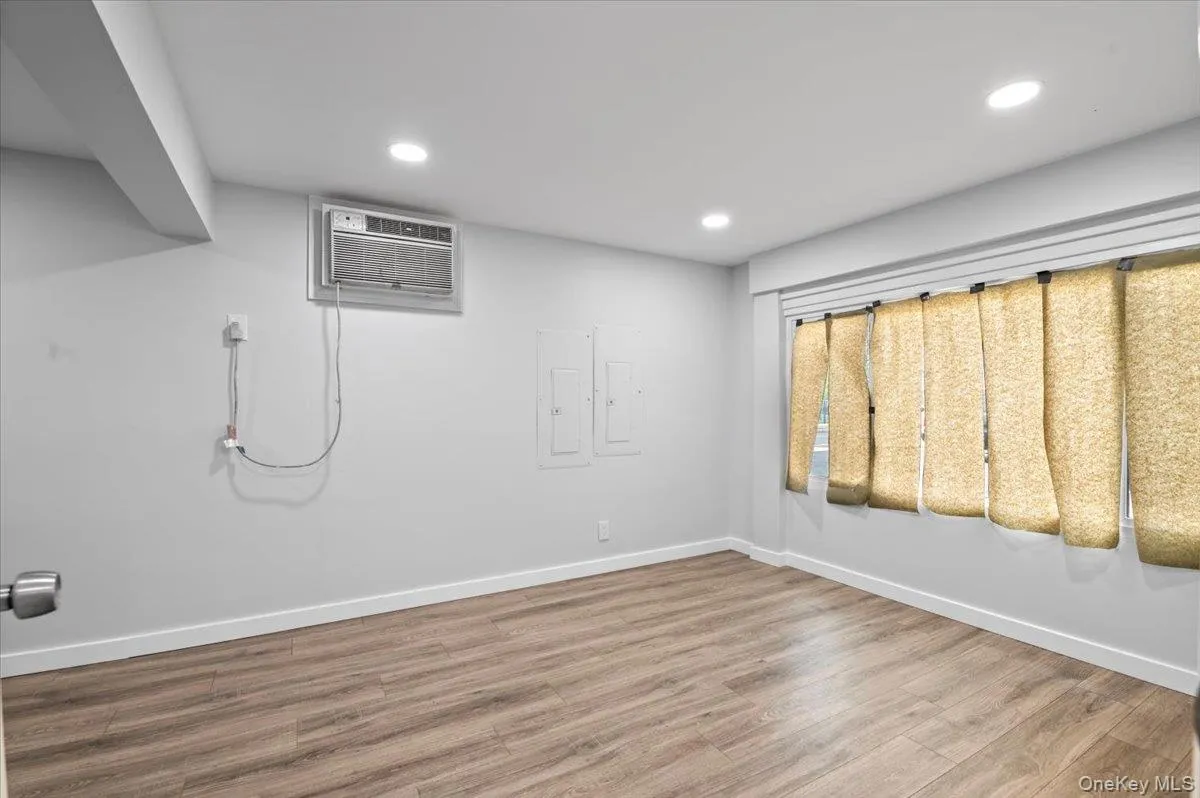 570 Conklin Street, Oyster Bay, NY, 2 Bedrooms Bedrooms, 4 Rooms Rooms,2 BathroomsBathrooms,Residential Lease,For Rent,Conklin,0,961376 570 Conklin Street, Oyster Bay, NY, 2 Bedrooms Bedrooms, 4 Rooms Rooms,2 BathroomsBathrooms,Residential Lease,For Rent,Conklin,0,961376