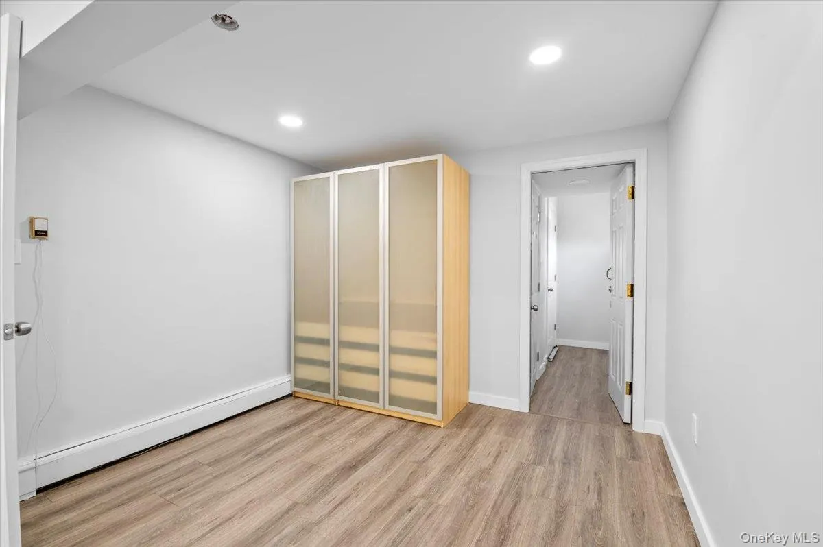 570 Conklin Street, Oyster Bay, NY, 2 Bedrooms Bedrooms, 4 Rooms Rooms,2 BathroomsBathrooms,Residential Lease,For Rent,Conklin,0,961376 570 Conklin Street, Oyster Bay, NY, 2 Bedrooms Bedrooms, 4 Rooms Rooms,2 BathroomsBathrooms,Residential Lease,For Rent,Conklin,0,961376