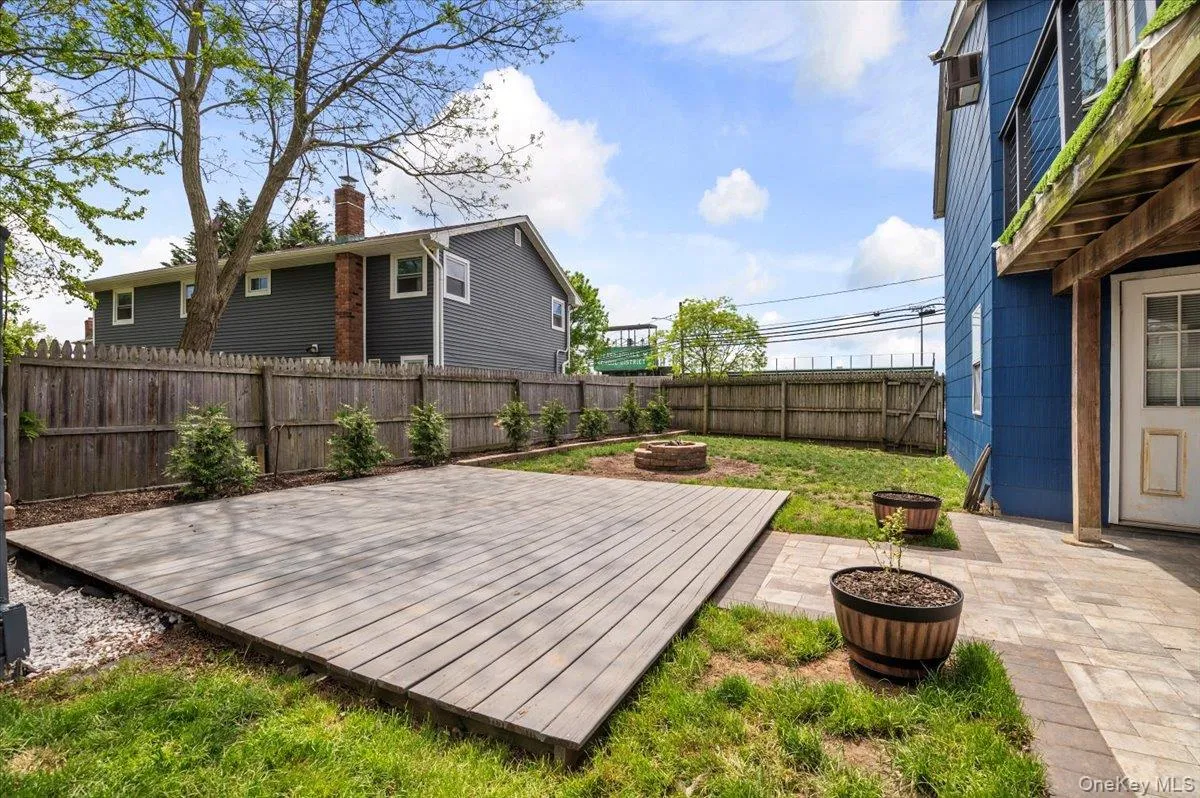 570 Conklin Street, Oyster Bay, NY, 2 Bedrooms Bedrooms, 4 Rooms Rooms,2 BathroomsBathrooms,Residential Lease,For Rent,Conklin,0,961376 570 Conklin Street, Oyster Bay, NY, 2 Bedrooms Bedrooms, 4 Rooms Rooms,2 BathroomsBathrooms,Residential Lease,For Rent,Conklin,0,961376