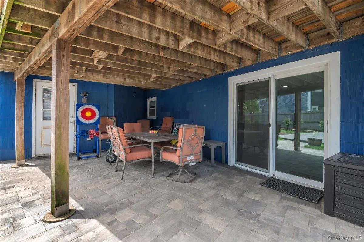 570 Conklin Street, Oyster Bay, NY, 2 Bedrooms Bedrooms, 4 Rooms Rooms,2 BathroomsBathrooms,Residential Lease,For Rent,Conklin,0,961376 570 Conklin Street, Oyster Bay, NY, 2 Bedrooms Bedrooms, 4 Rooms Rooms,2 BathroomsBathrooms,Residential Lease,For Rent,Conklin,0,961376