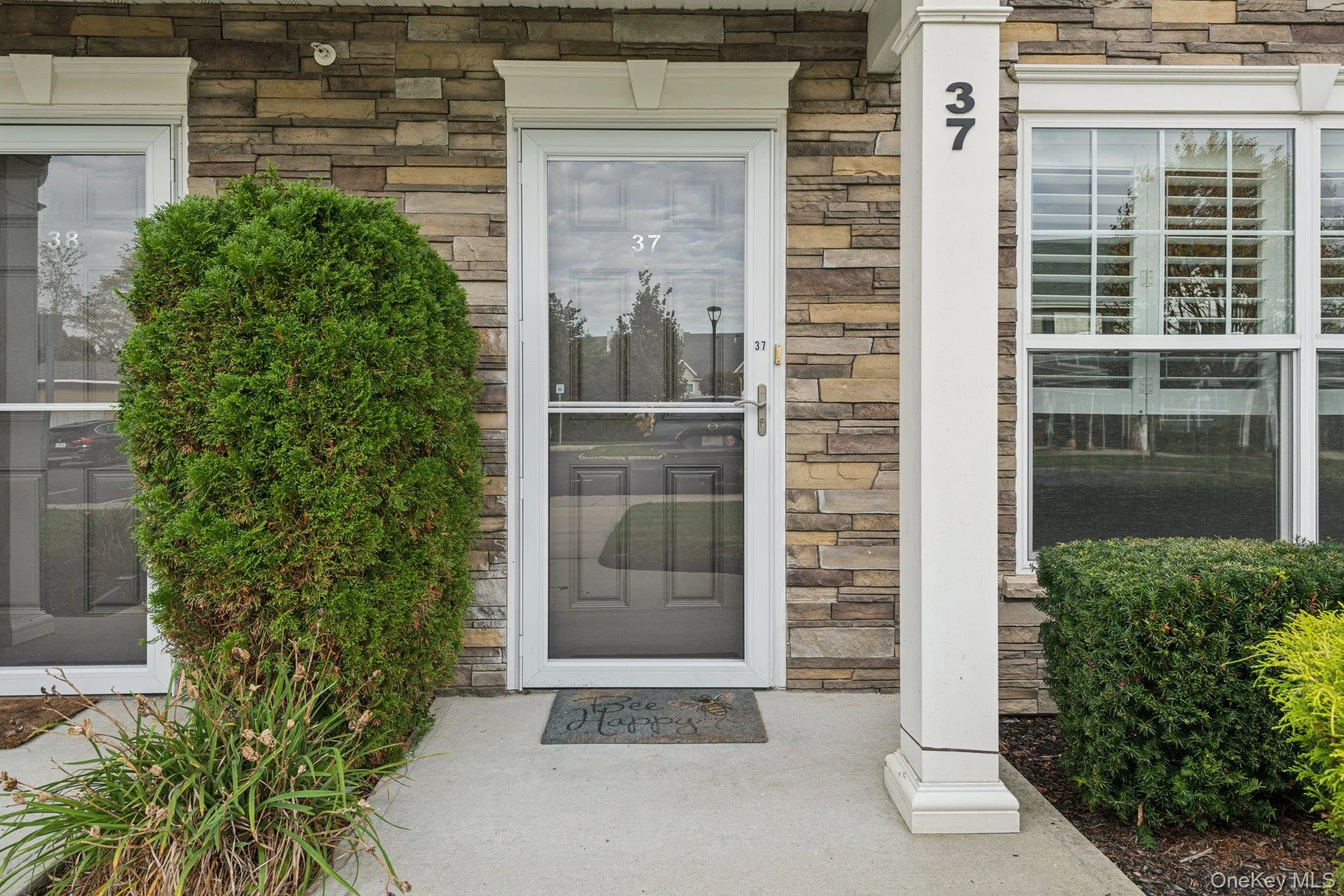 37 Weatherby Lane, Islip, NY, 2 Bedrooms Bedrooms, 5 Rooms Rooms,2 BathroomsBathrooms,Residential Lease,For Rent,Weatherby,0,961378 37 Weatherby Lane, Islip, NY, 2 Bedrooms Bedrooms, 5 Rooms Rooms,2 BathroomsBathrooms,Residential Lease,For Rent,Weatherby,0,961378