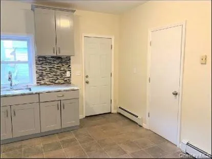 54-56 Valley Avenue, Montgomery, NY, 3 Bedrooms Bedrooms, 8 Rooms Rooms,1 BathroomBathrooms,Residential Lease,For Rent,Valley,0,961398 54-56 Valley Avenue, Montgomery, NY, 3 Bedrooms Bedrooms, 8 Rooms Rooms,1 BathroomBathrooms,Residential Lease,For Rent,Valley,0,961398