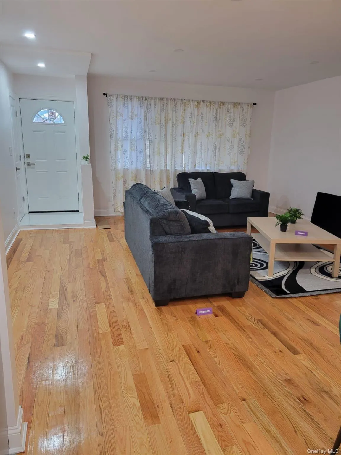 5619 Avenue J, New York, NY, 1 Bedroom Bedrooms, 1 Room Rooms,1 BathroomBathrooms,Residential Lease,For Rent,Avenue J,0,961418 5619 Avenue J, New York, NY, 1 Bedroom Bedrooms, 1 Room Rooms,1 BathroomBathrooms,Residential Lease,For Rent,Avenue J,0,961418