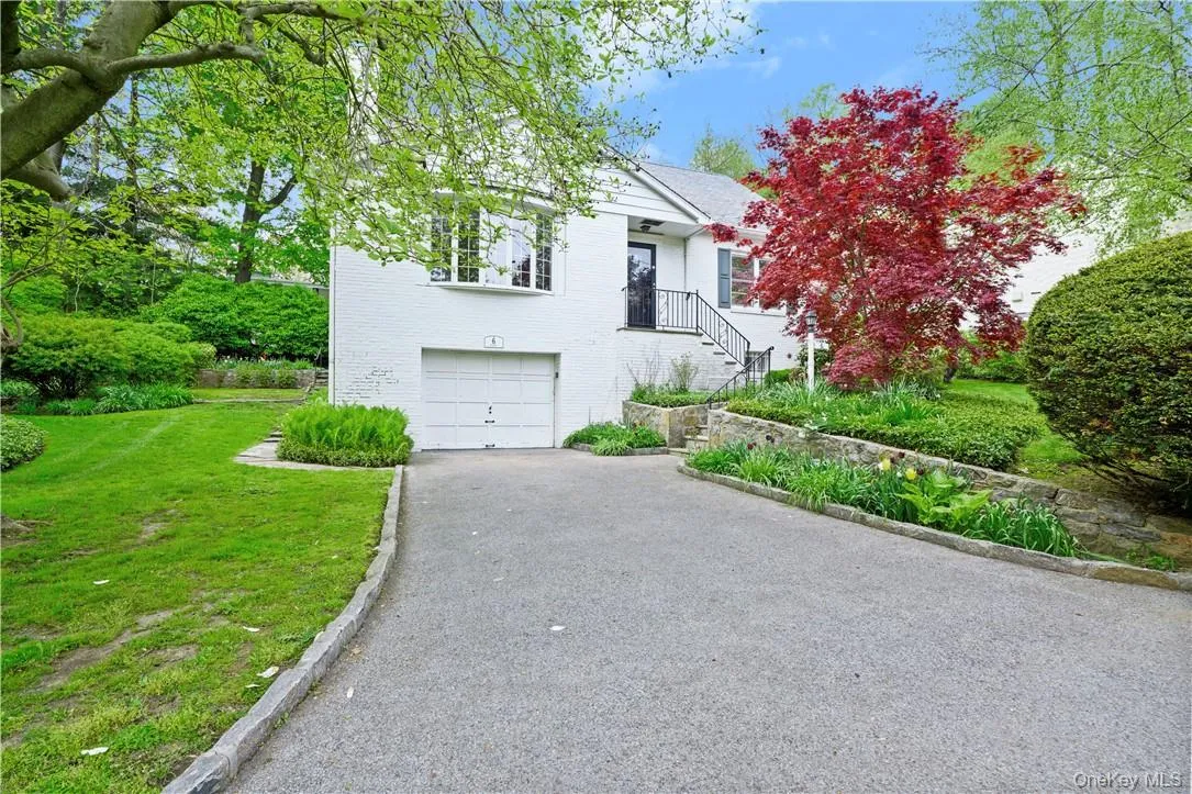 6 Wildway, Yonkers, NY, 4 Bedrooms Bedrooms, 7 Rooms Rooms,2 BathroomsBathrooms,Residential Lease,For Rent,Wildway,0,961448 6 Wildway, Yonkers, NY, 4 Bedrooms Bedrooms, 7 Rooms Rooms,2 BathroomsBathrooms,Residential Lease,For Rent,Wildway,0,961448