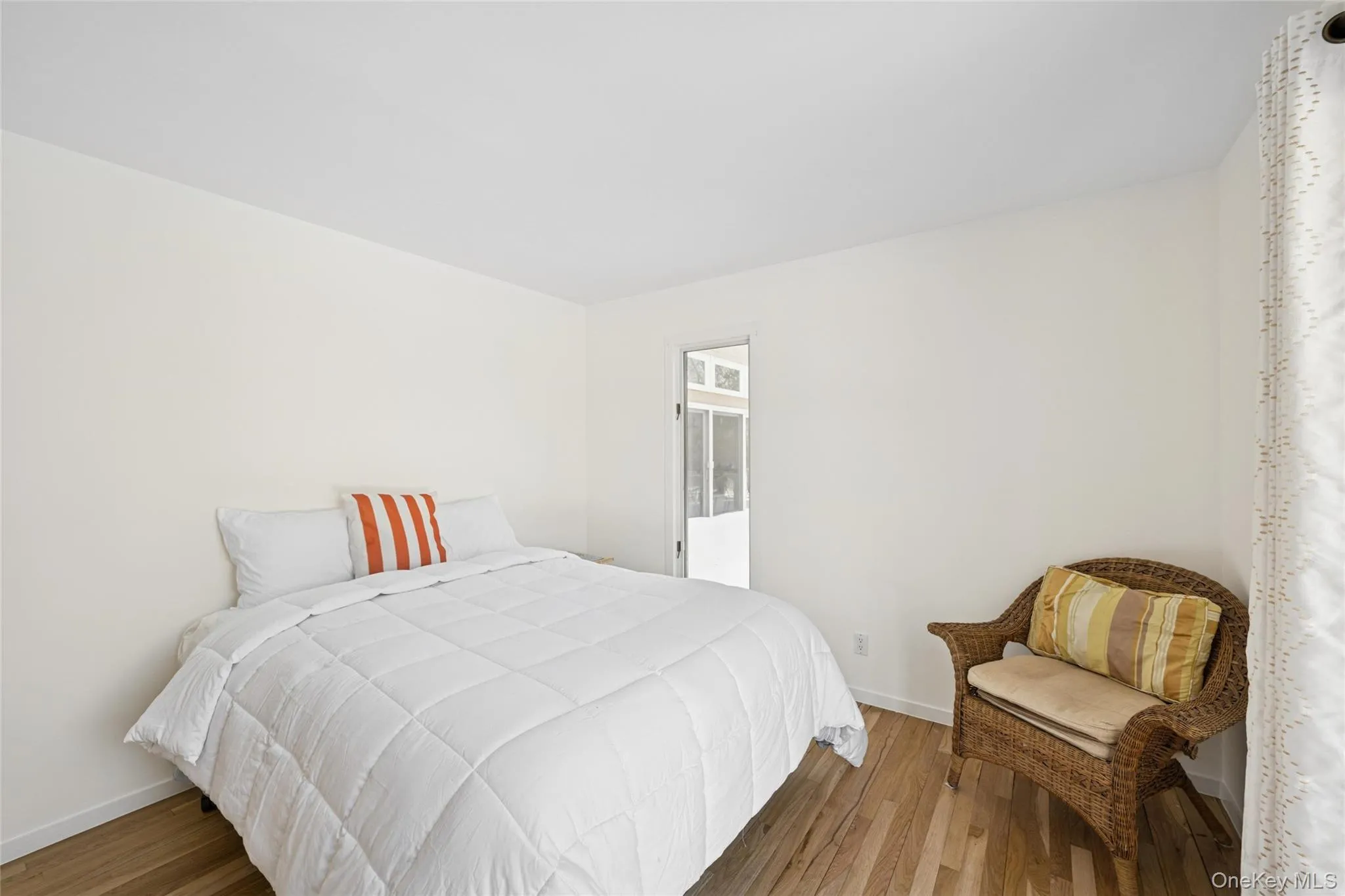 15 Rivers Road, East Hampton, NY, 3 Bedrooms Bedrooms, 10 Rooms Rooms,4 BathroomsBathrooms,Residential Lease,For Rent,Rivers,0,961484 15 Rivers Road, East Hampton, NY, 3 Bedrooms Bedrooms, 10 Rooms Rooms,4 BathroomsBathrooms,Residential Lease,For Rent,Rivers,0,961484