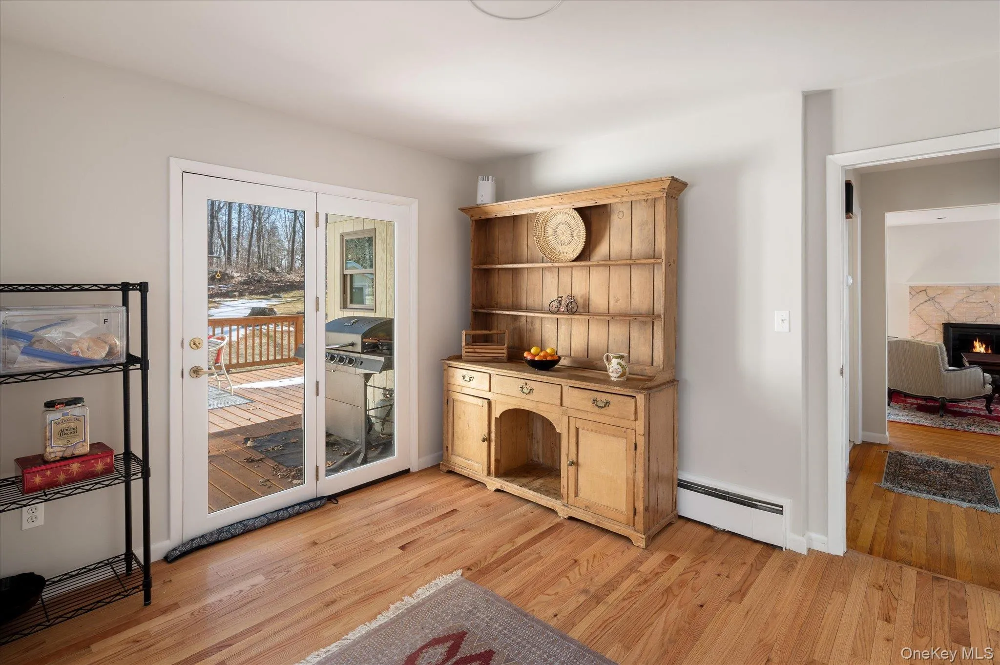 Office/Informal Dining Room to Deck Office/Informal Dining Room to Deck