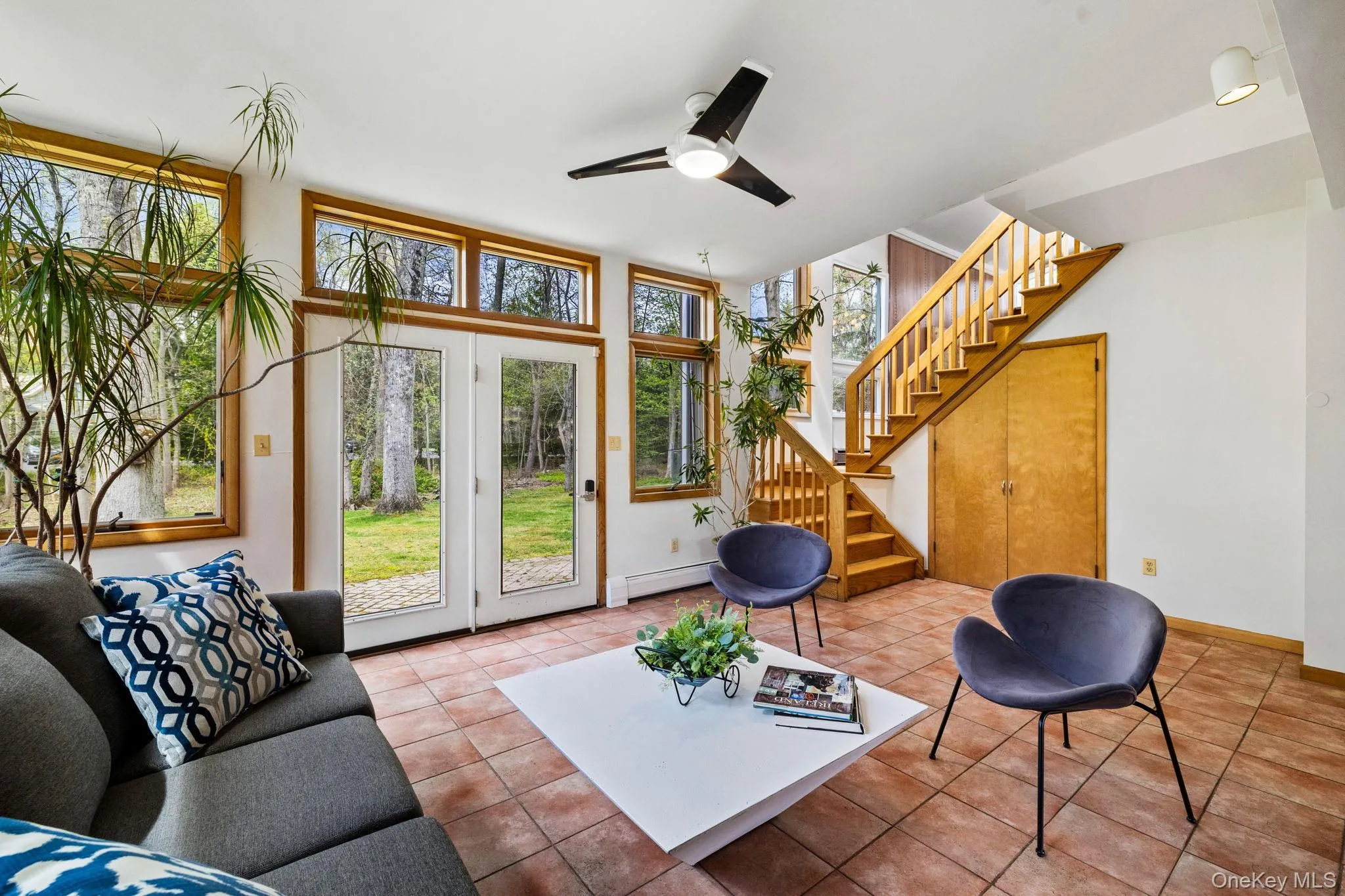 Ceiling Fan Cools the Air Year round. Tile Floors keep the Room Cool in Summer. Ceiling Fan Cools the Air Year round. Tile Floors keep the Room Cool in Summer.