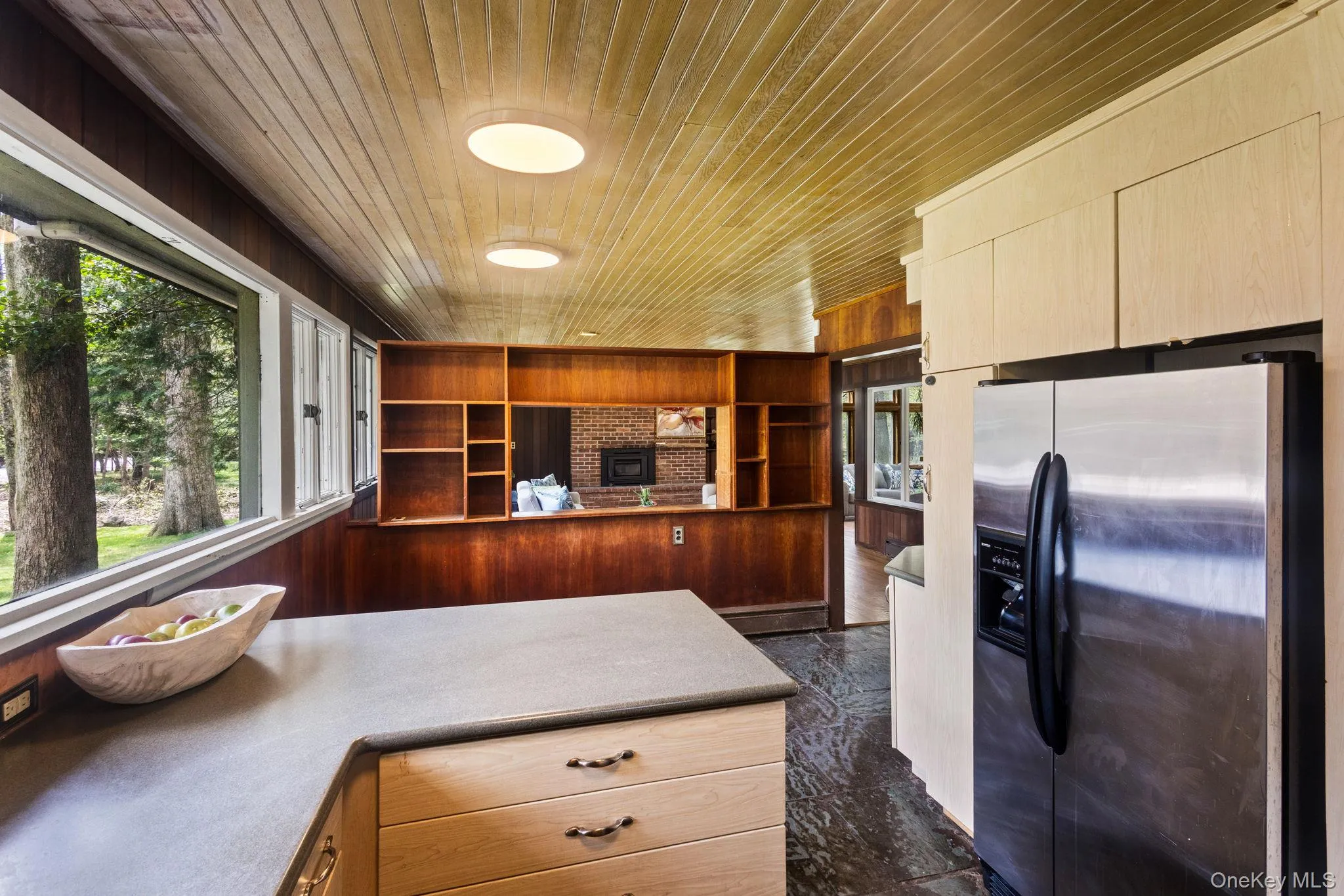 Chef's Work Island inLarge Kitchen withTons of Storage Shelves & Drawers. Chef's Work Island inLarge Kitchen withTons of Storage Shelves & Drawers.