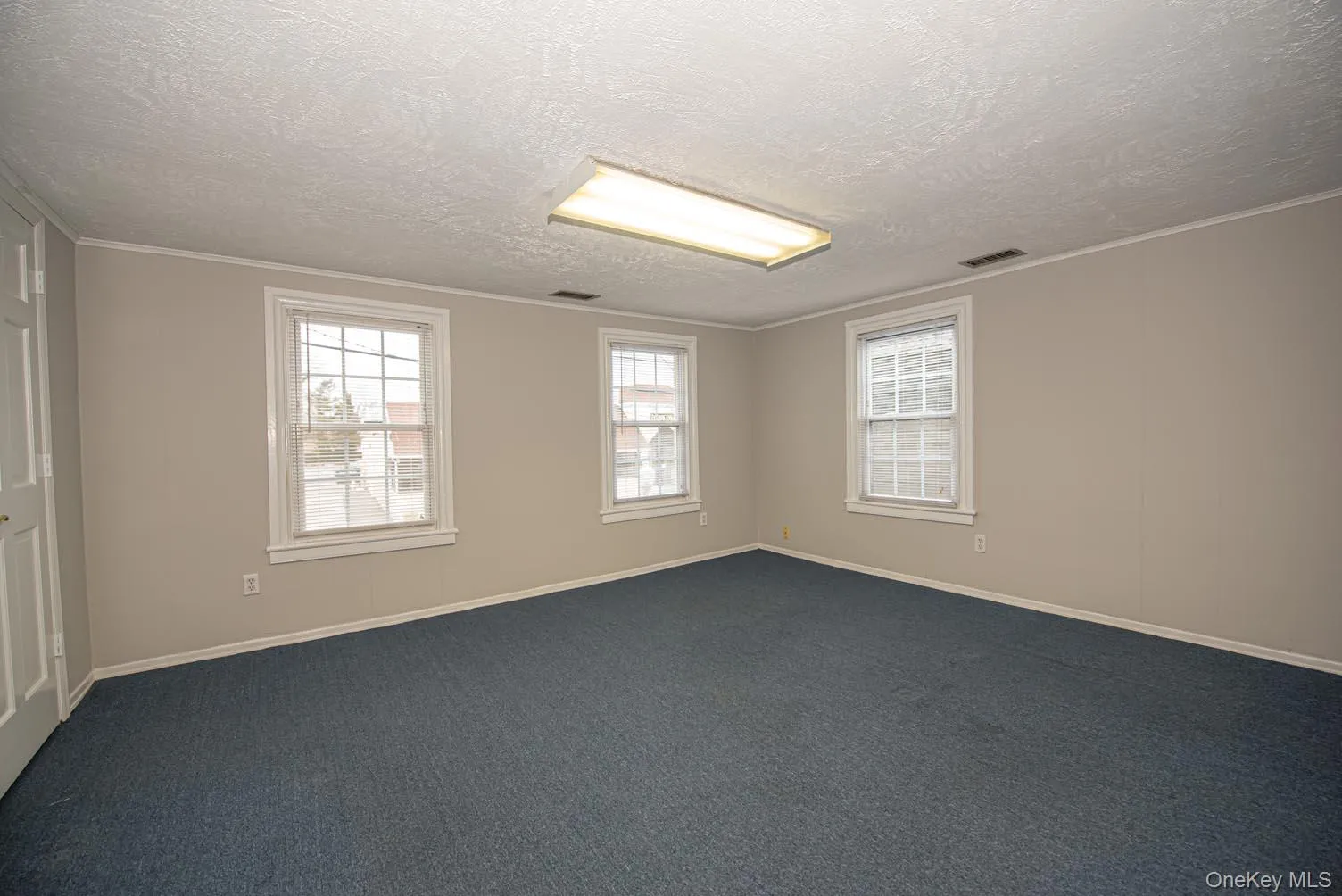 206 Main Street, Babylon, NY, ,Commercial Lease,For Rent,Main,0,961526 206 Main Street, Babylon, NY, ,Commercial Lease,For Rent,Main,0,961526