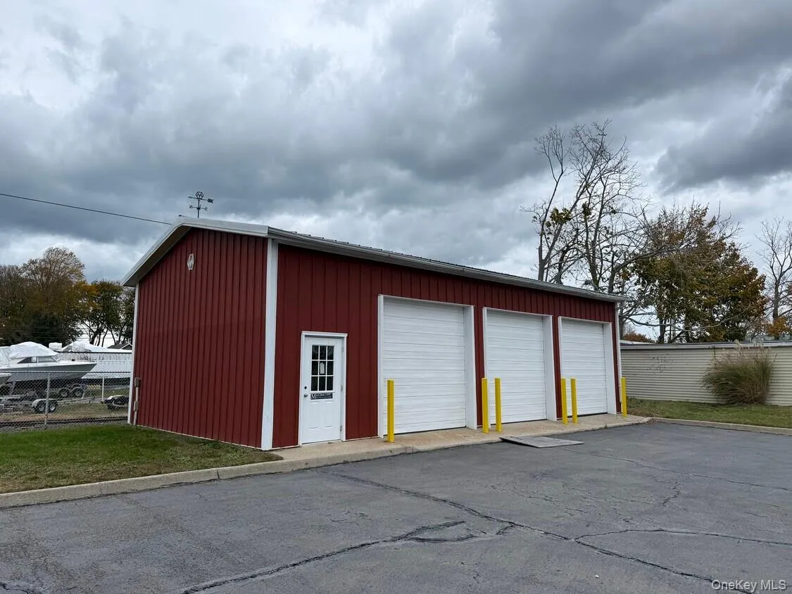 1400 Youngs Avenue, Southold, NY, ,Commercial Lease,For Rent,Youngs,0,961558 1400 Youngs Avenue, Southold, NY, ,Commercial Lease,For Rent,Youngs,0,961558