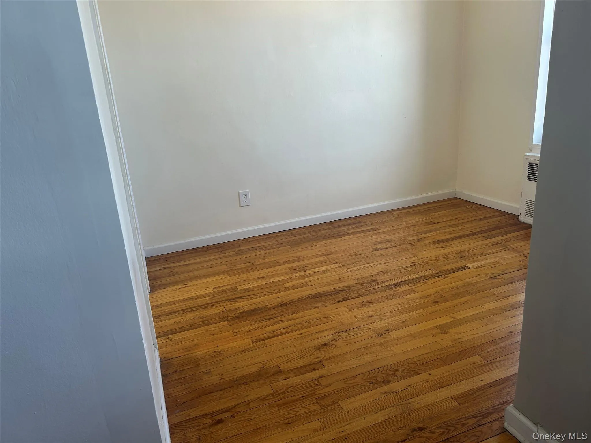 855 Broadway, Long Beach, NY, 1 Bedroom Bedrooms, 4 Rooms Rooms,1 BathroomBathrooms,Residential,For Rent,Broadway,0,961657 855 Broadway, Long Beach, NY, 1 Bedroom Bedrooms, 4 Rooms Rooms,1 BathroomBathrooms,Residential,For Rent,Broadway,0,961657