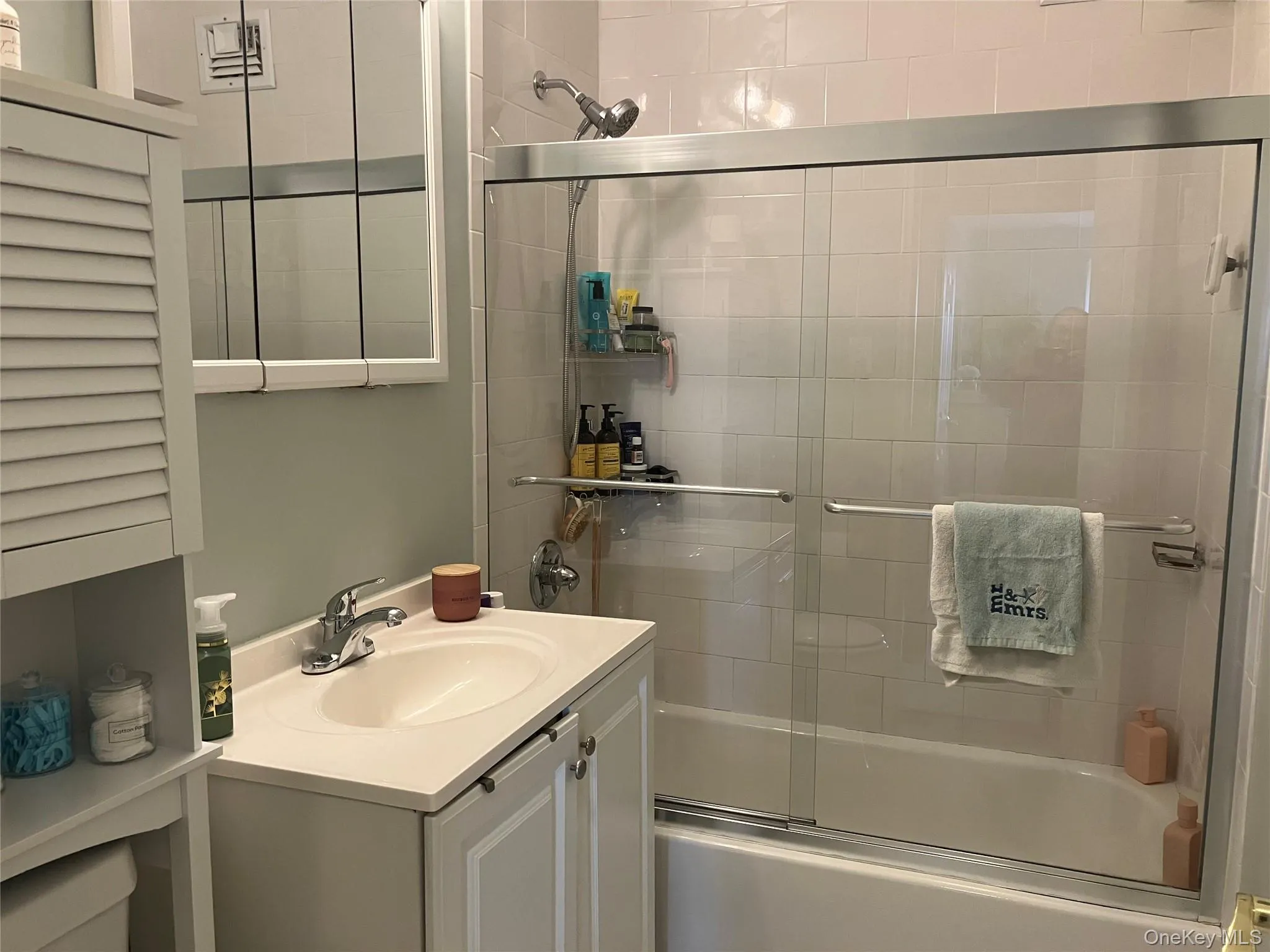 855 Broadway, Long Beach, NY, 1 Bedroom Bedrooms, 4 Rooms Rooms,1 BathroomBathrooms,Residential,For Rent,Broadway,0,961657 855 Broadway, Long Beach, NY, 1 Bedroom Bedrooms, 4 Rooms Rooms,1 BathroomBathrooms,Residential,For Rent,Broadway,0,961657