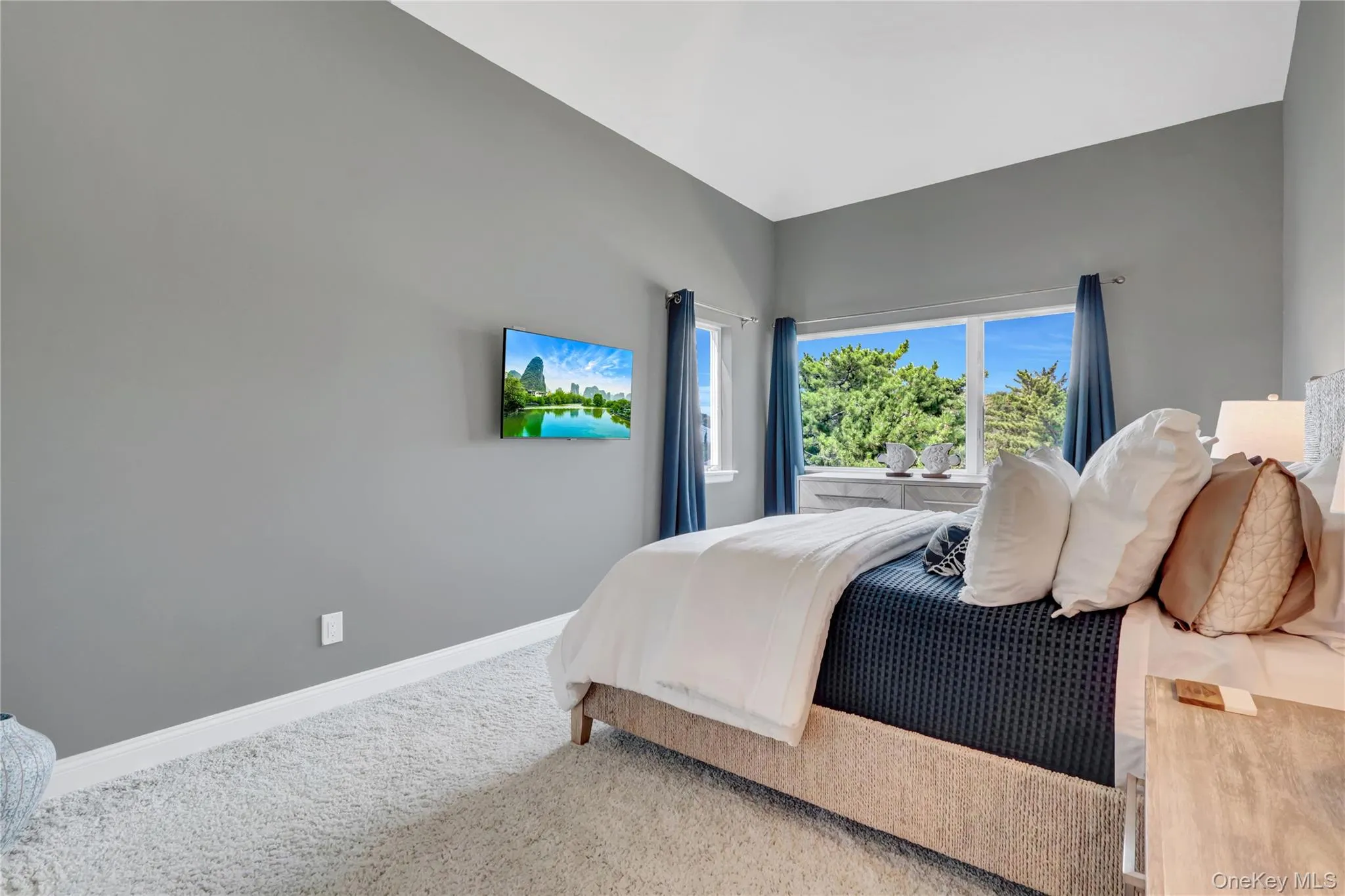 Primary bedroom has high ceilings and bathroom attached for privacy and convenience for this floor plan. Primary bedroom has high ceilings and bathroom attached for privacy and convenience for this floor plan.