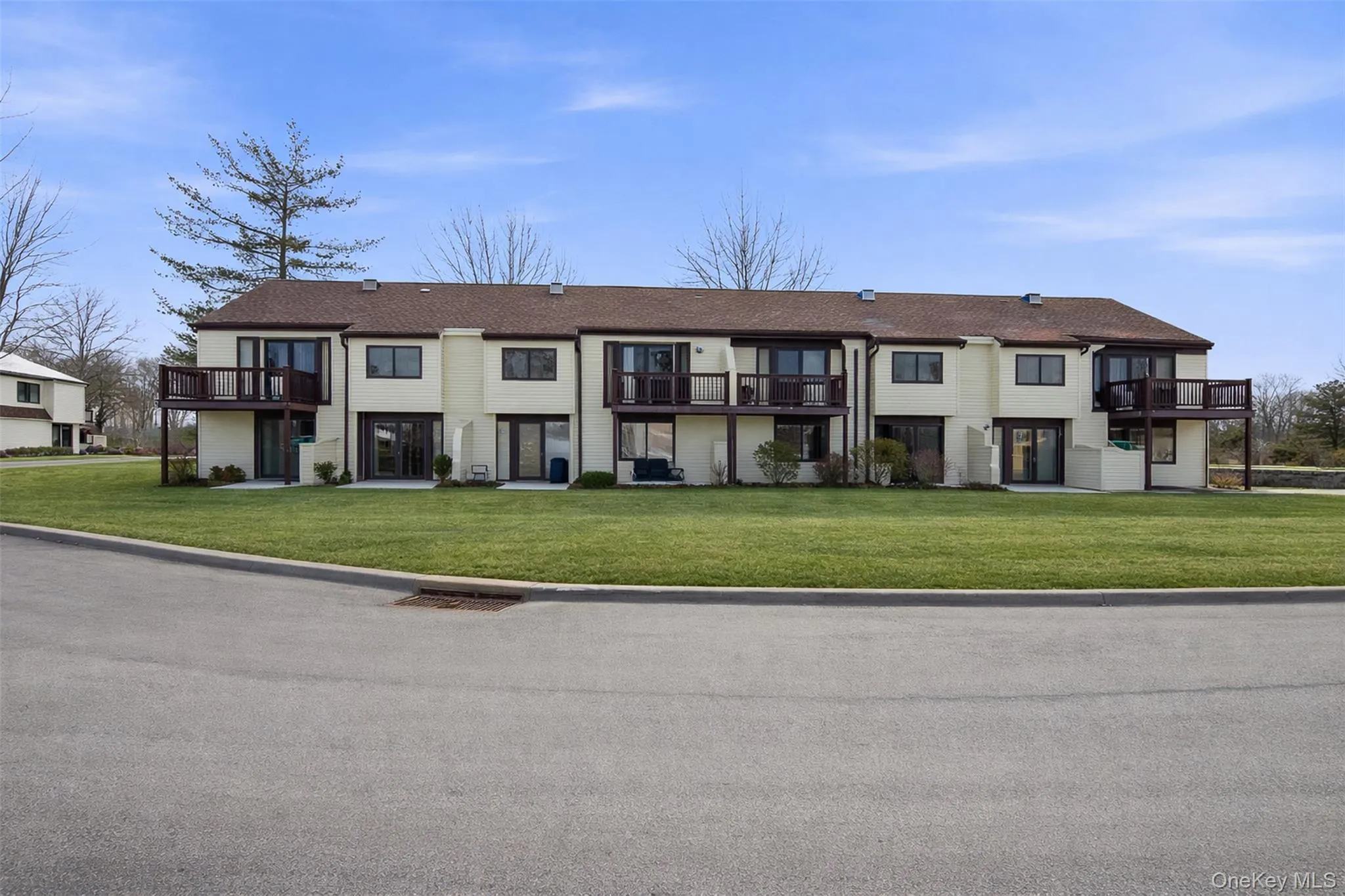 41 Jefferson Oval, Yorktown, NY, 2 Bedrooms Bedrooms, 5 Rooms Rooms,2 BathroomsBathrooms,Residential,For Rent,Jefferson,0,961695 41 Jefferson Oval, Yorktown, NY, 2 Bedrooms Bedrooms, 5 Rooms Rooms,2 BathroomsBathrooms,Residential,For Rent,Jefferson,0,961695