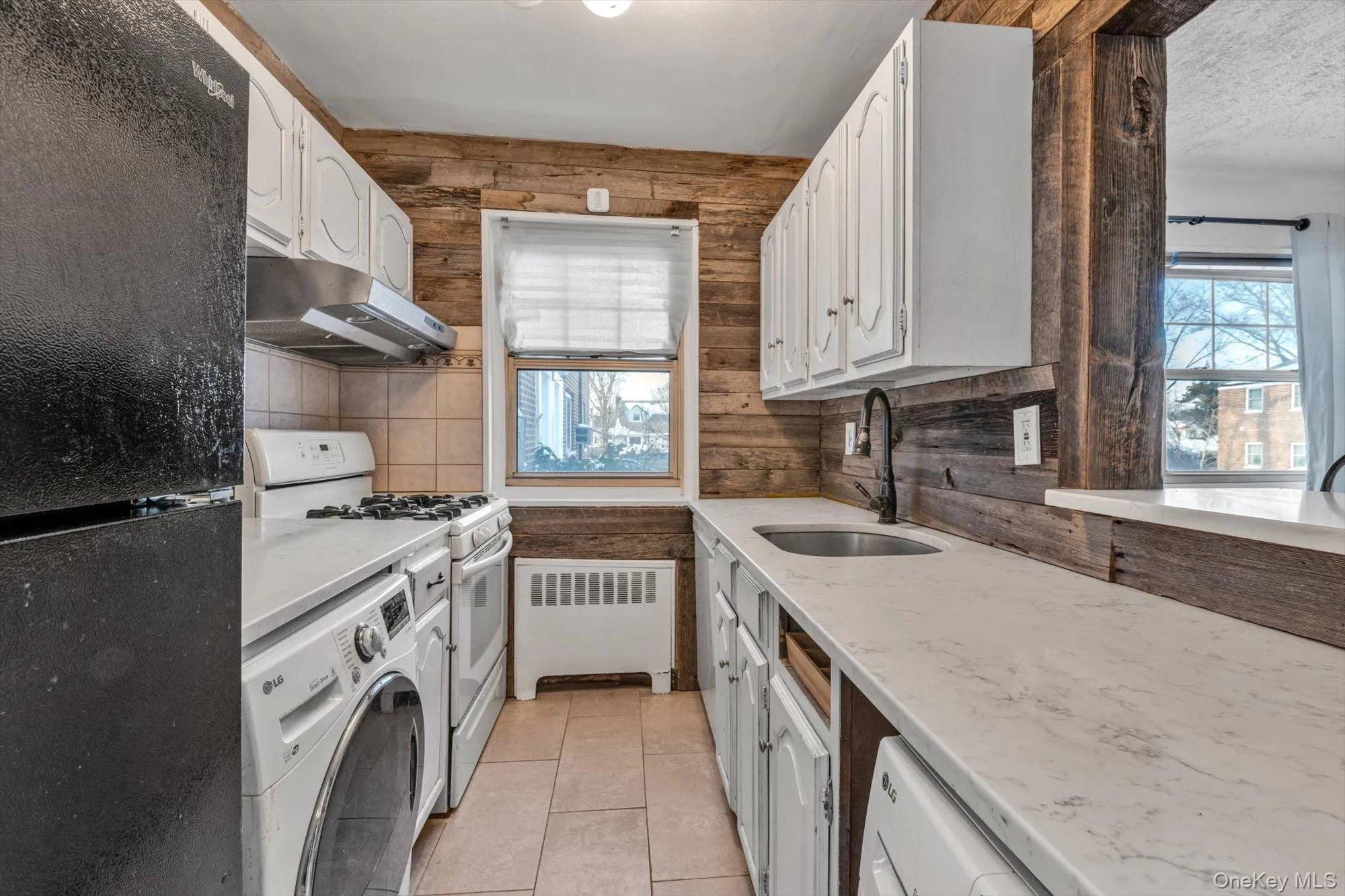 251-16 58th Avenue, New York, NY, 1 Bedroom Bedrooms, 4 Rooms Rooms,1 BathroomBathrooms,Residential Sale,For Rent,58th Avenue,0,961717 251-16 58th Avenue, New York, NY, 1 Bedroom Bedrooms, 4 Rooms Rooms,1 BathroomBathrooms,Residential Sale,For Rent,58th Avenue,0,961717