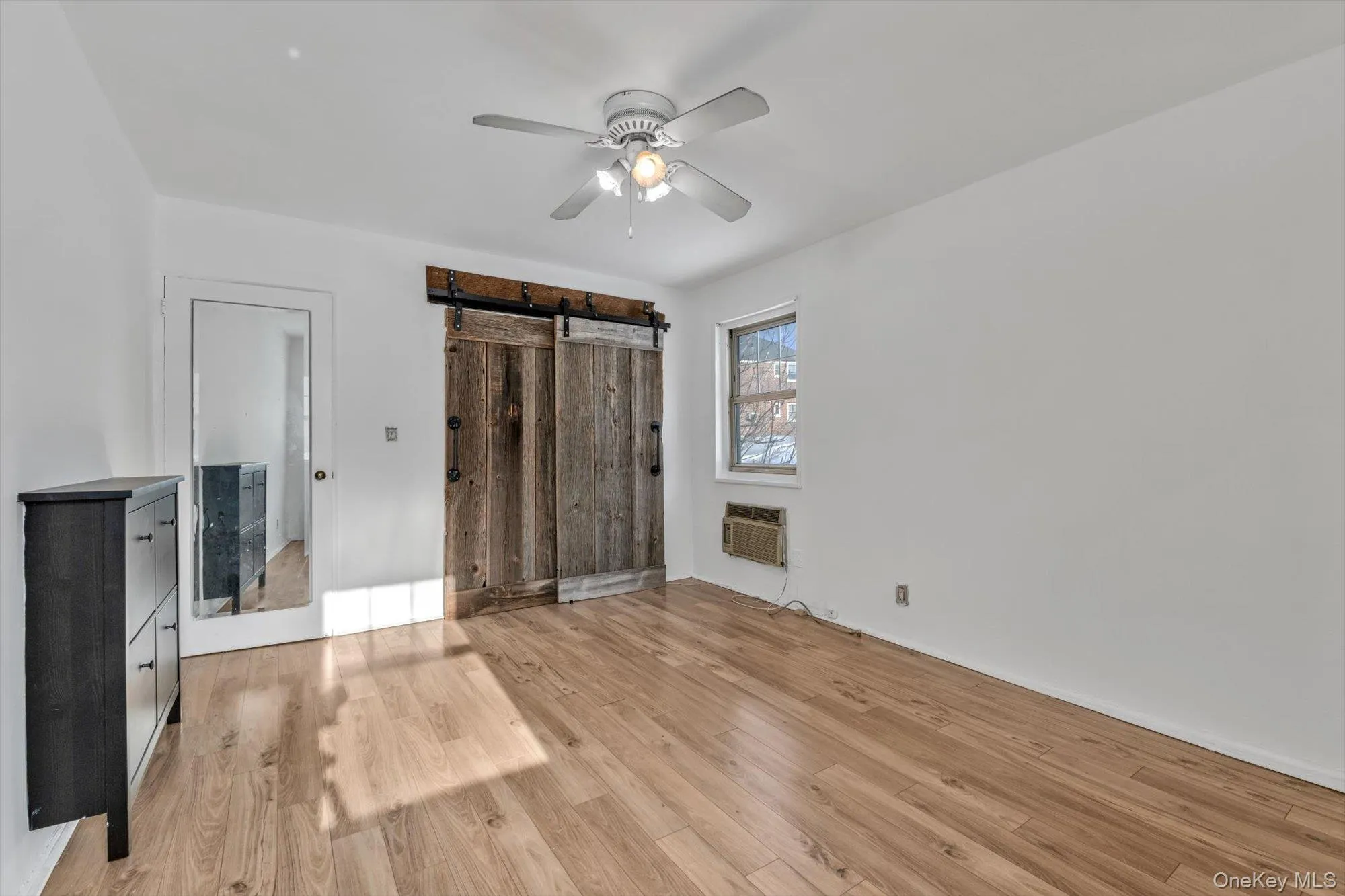 251-16 58th Avenue, New York, NY, 1 Bedroom Bedrooms, 4 Rooms Rooms,1 BathroomBathrooms,Residential Sale,For Rent,58th Avenue,0,961717 251-16 58th Avenue, New York, NY, 1 Bedroom Bedrooms, 4 Rooms Rooms,1 BathroomBathrooms,Residential Sale,For Rent,58th Avenue,0,961717