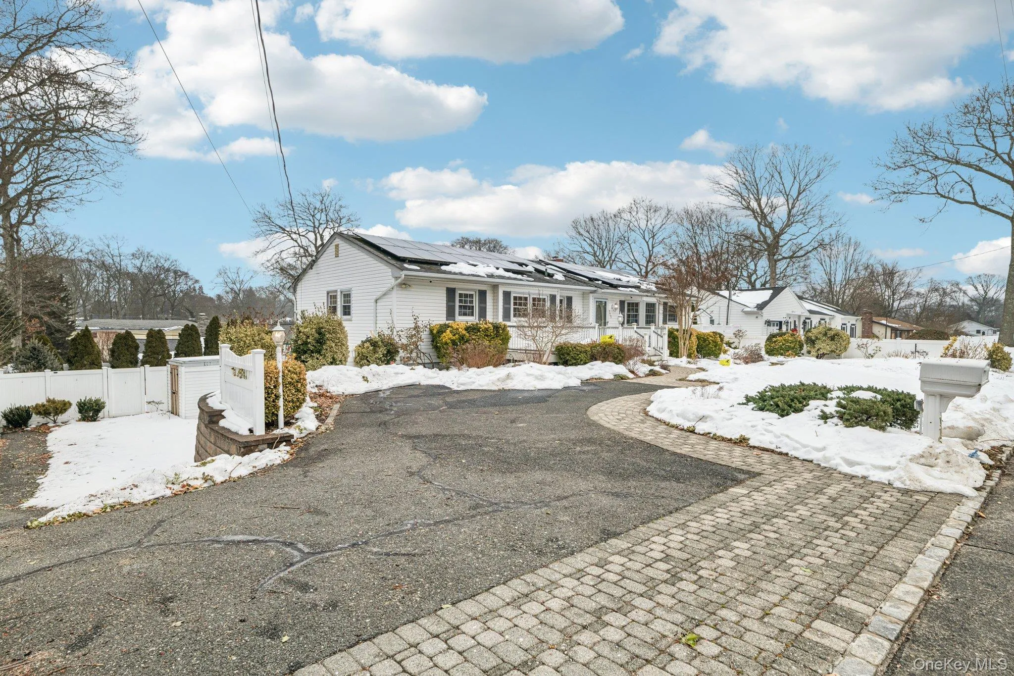 115 Arlington Road, Brookhaven, NY, 5 Bedrooms Bedrooms, 10 Rooms Rooms,3 BathroomsBathrooms,Residential,For Rent,Arlington,0,961719 115 Arlington Road, Brookhaven, NY, 5 Bedrooms Bedrooms, 10 Rooms Rooms,3 BathroomsBathrooms,Residential,For Rent,Arlington,0,961719