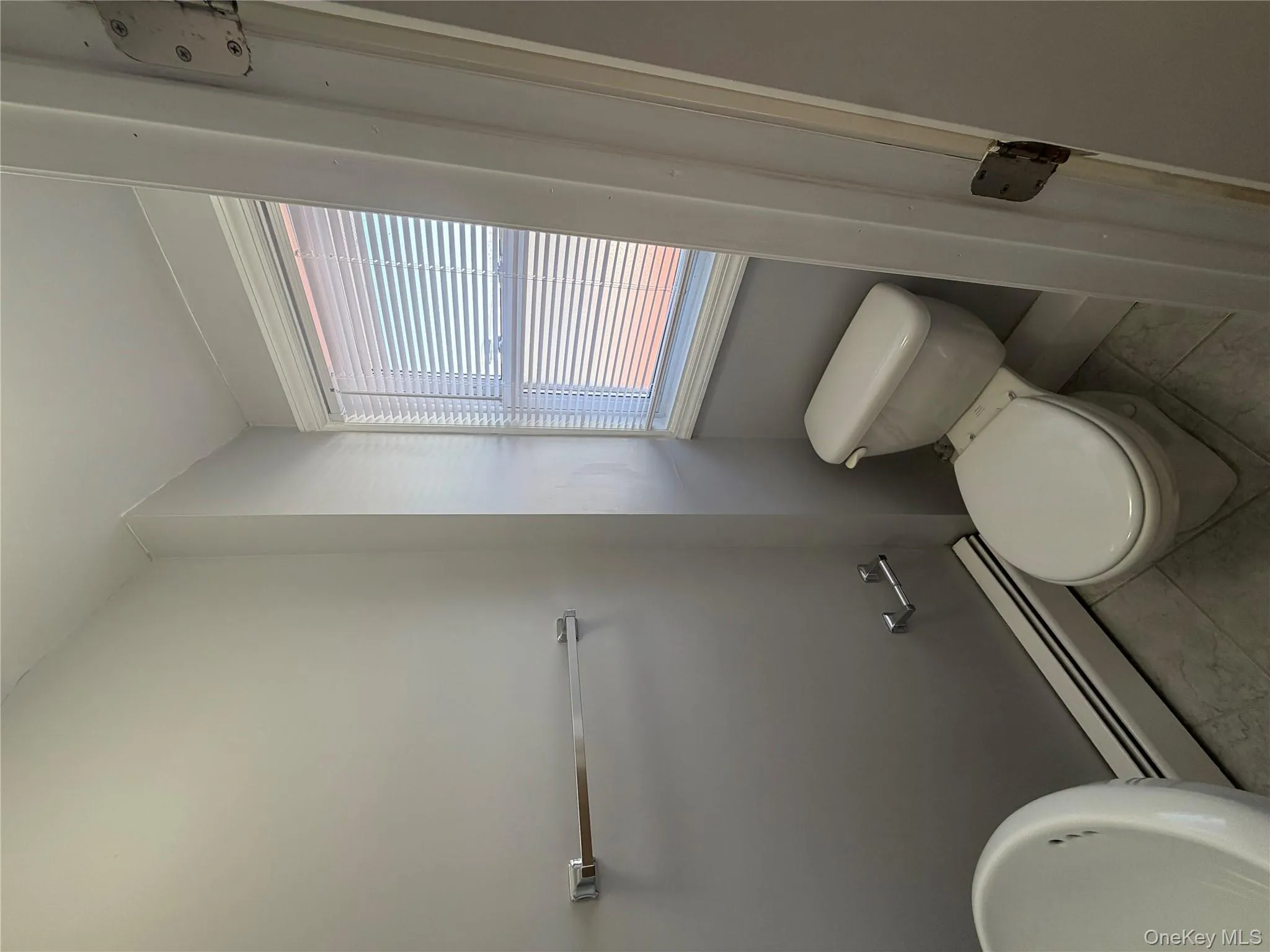 164-11 95th Street, New York, NY, 2 Bedrooms Bedrooms, 5 Rooms Rooms,1 BathroomBathrooms,Residential Lease,For Rent,95th,0,961724 164-11 95th Street, New York, NY, 2 Bedrooms Bedrooms, 5 Rooms Rooms,1 BathroomBathrooms,Residential Lease,For Rent,95th,0,961724