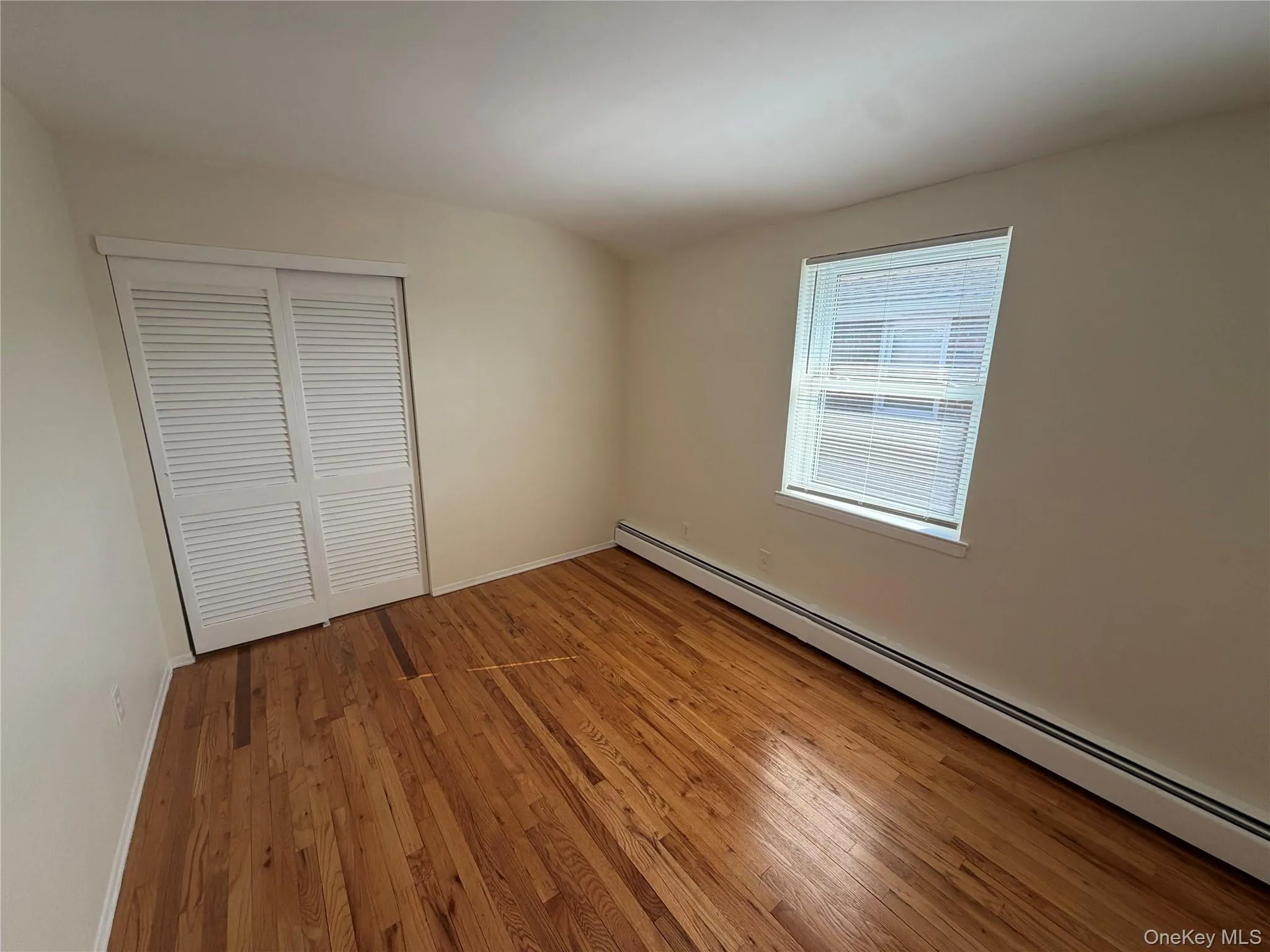 164-11 95th Street, New York, NY, 2 Bedrooms Bedrooms, 5 Rooms Rooms,1 BathroomBathrooms,Residential Lease,For Rent,95th,0,961724 164-11 95th Street, New York, NY, 2 Bedrooms Bedrooms, 5 Rooms Rooms,1 BathroomBathrooms,Residential Lease,For Rent,95th,0,961724