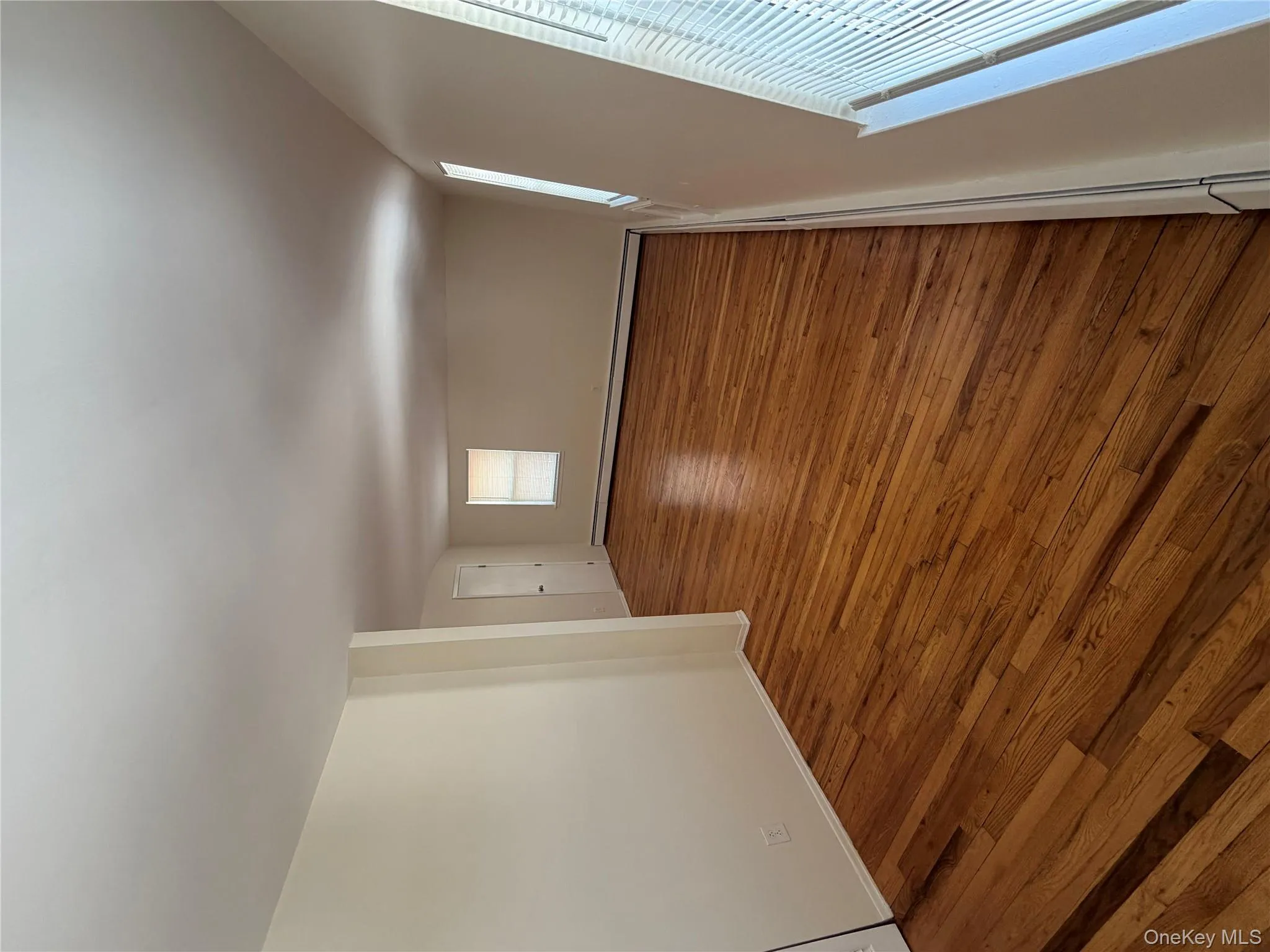 164-11 95th Street, New York, NY, 2 Bedrooms Bedrooms, 5 Rooms Rooms,1 BathroomBathrooms,Residential Lease,For Rent,95th,0,961724 164-11 95th Street, New York, NY, 2 Bedrooms Bedrooms, 5 Rooms Rooms,1 BathroomBathrooms,Residential Lease,For Rent,95th,0,961724