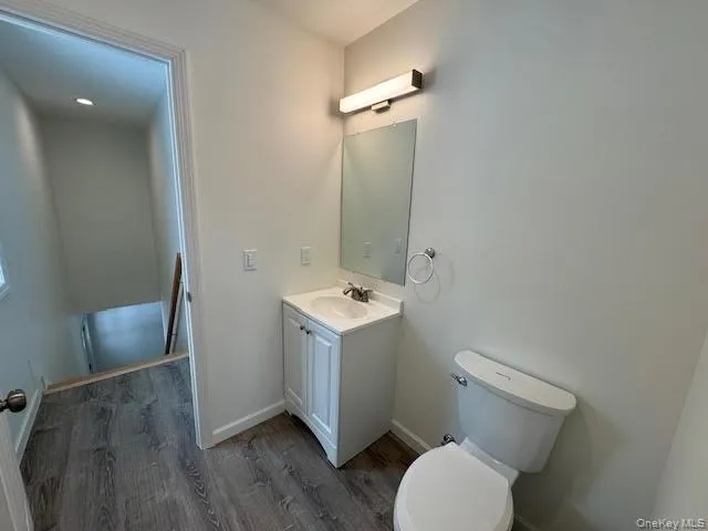 Half bathroom on 1st floor Half bathroom on 1st floor