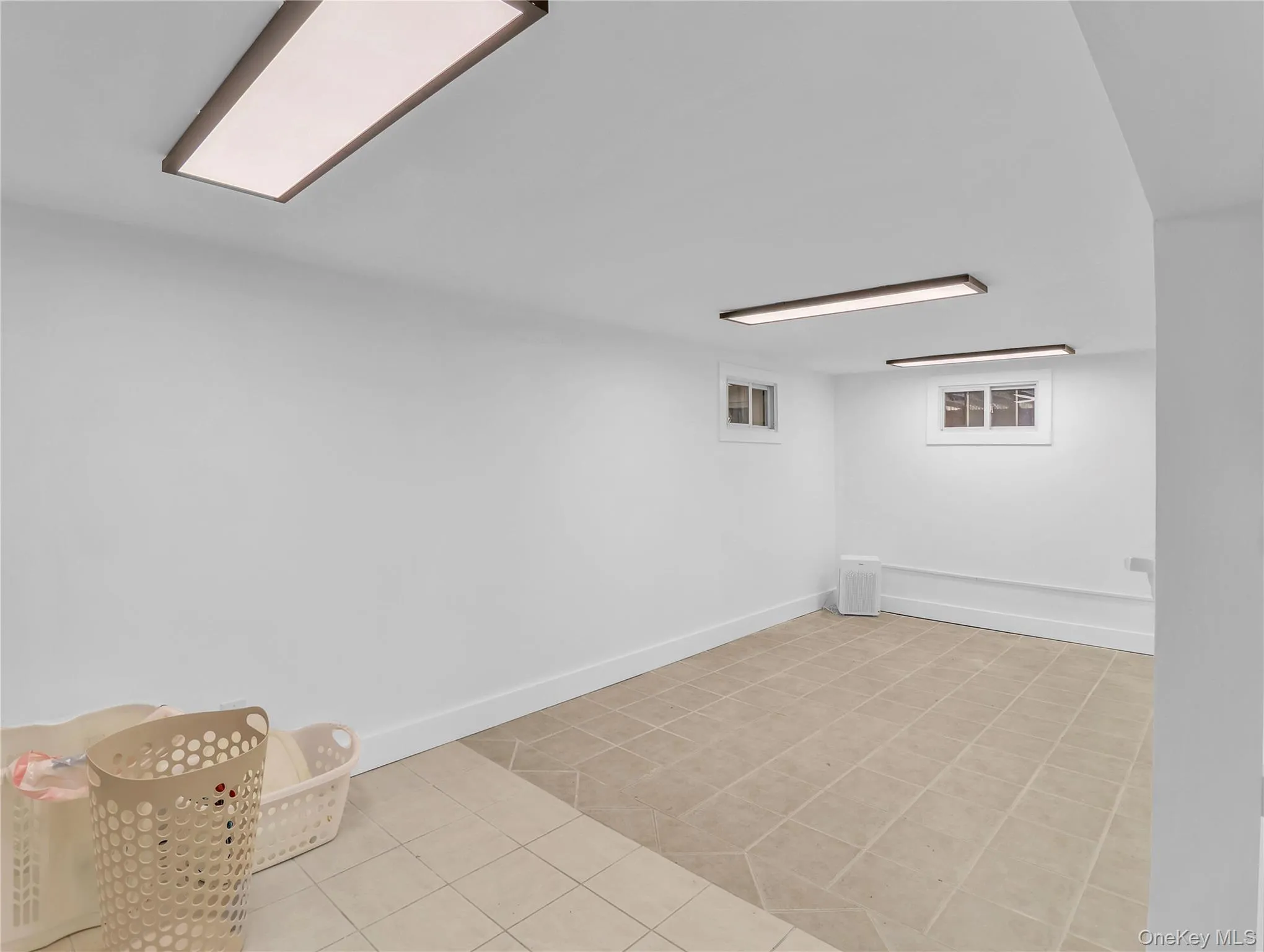 6 Kenbar Road, Clarkstown, NY, 5 Bedrooms Bedrooms, 10 Rooms Rooms,3 BathroomsBathrooms,Residential Lease,For Rent,Kenbar,0,961783 6 Kenbar Road, Clarkstown, NY, 5 Bedrooms Bedrooms, 10 Rooms Rooms,3 BathroomsBathrooms,Residential Lease,For Rent,Kenbar,0,961783