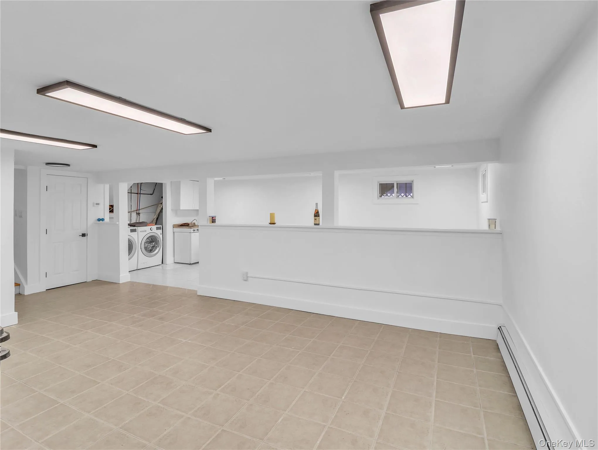 6 Kenbar Road, Clarkstown, NY, 5 Bedrooms Bedrooms, 10 Rooms Rooms,3 BathroomsBathrooms,Residential Lease,For Rent,Kenbar,0,961783 6 Kenbar Road, Clarkstown, NY, 5 Bedrooms Bedrooms, 10 Rooms Rooms,3 BathroomsBathrooms,Residential Lease,For Rent,Kenbar,0,961783