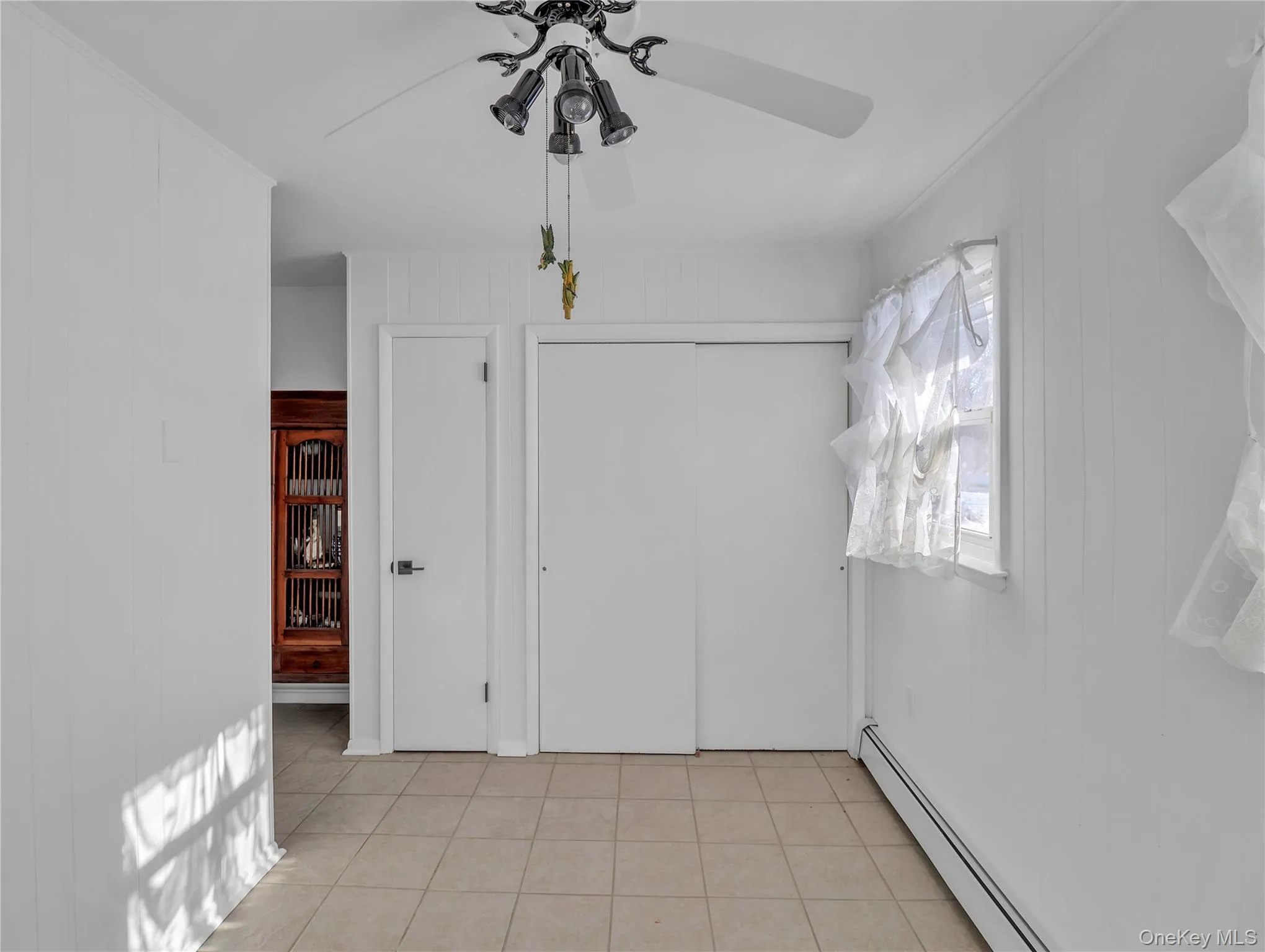 6 Kenbar Road, Clarkstown, NY, 5 Bedrooms Bedrooms, 10 Rooms Rooms,3 BathroomsBathrooms,Residential Lease,For Rent,Kenbar,0,961783 6 Kenbar Road, Clarkstown, NY, 5 Bedrooms Bedrooms, 10 Rooms Rooms,3 BathroomsBathrooms,Residential Lease,For Rent,Kenbar,0,961783