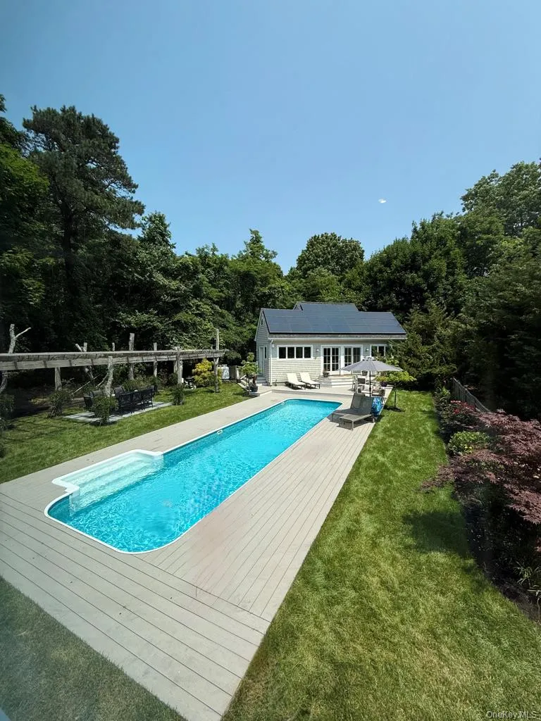 17C Basket Neck Lane, Southampton, NY, 3 Bedroom Bedrooms, 5 Room Rooms,3 BathroomBathrooms,Residential Lease,For Rent,Basket Neck Lane,0,961793 17C Basket Neck Lane, Southampton, NY, 3 Bedroom Bedrooms, 5 Room Rooms,3 BathroomBathrooms,Residential Lease,For Rent,Basket Neck Lane,0,961793