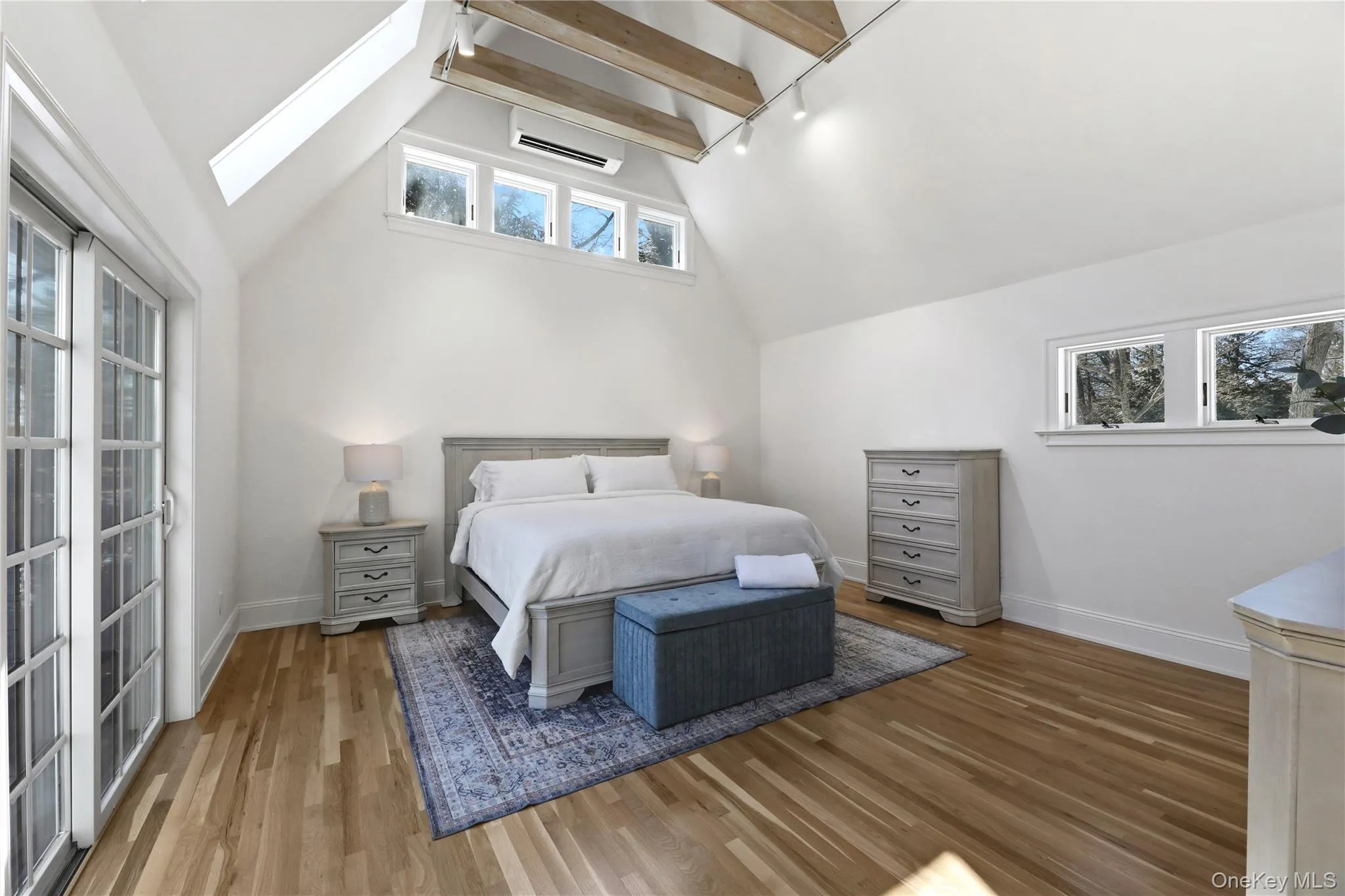 17C Basket Neck Lane, Southampton, NY, 3 Bedrooms Bedrooms, 5 Rooms Rooms,3 BathroomsBathrooms,Residential Lease,For Rent,Basket Neck Lane,0,961793 17C Basket Neck Lane, Southampton, NY, 3 Bedrooms Bedrooms, 5 Rooms Rooms,3 BathroomsBathrooms,Residential Lease,For Rent,Basket Neck Lane,0,961793