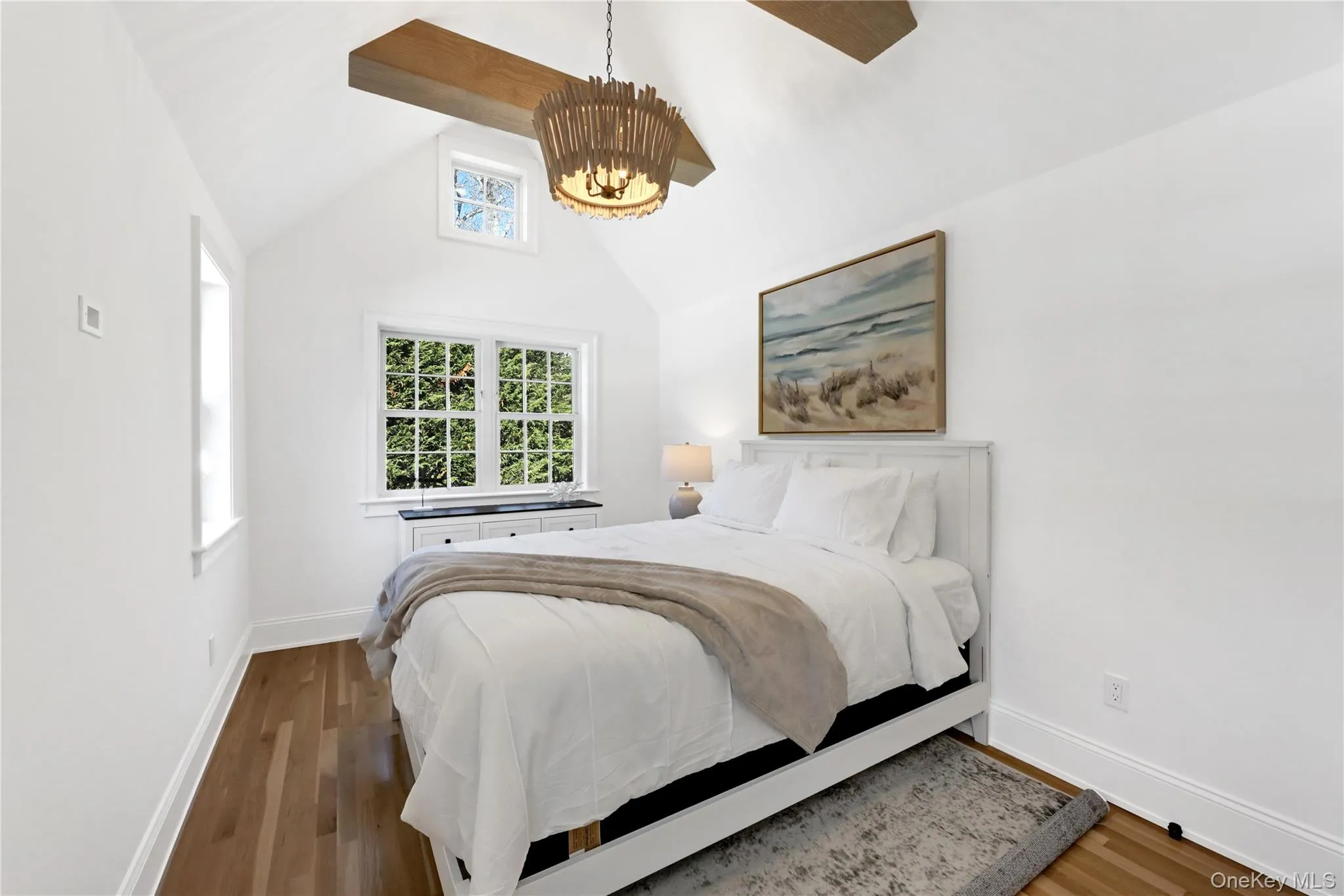 17C Basket Neck Lane, Southampton, NY, 3 Bedrooms Bedrooms, 5 Rooms Rooms,3 BathroomsBathrooms,Residential Lease,For Rent,Basket Neck Lane,0,961793 17C Basket Neck Lane, Southampton, NY, 3 Bedrooms Bedrooms, 5 Rooms Rooms,3 BathroomsBathrooms,Residential Lease,For Rent,Basket Neck Lane,0,961793