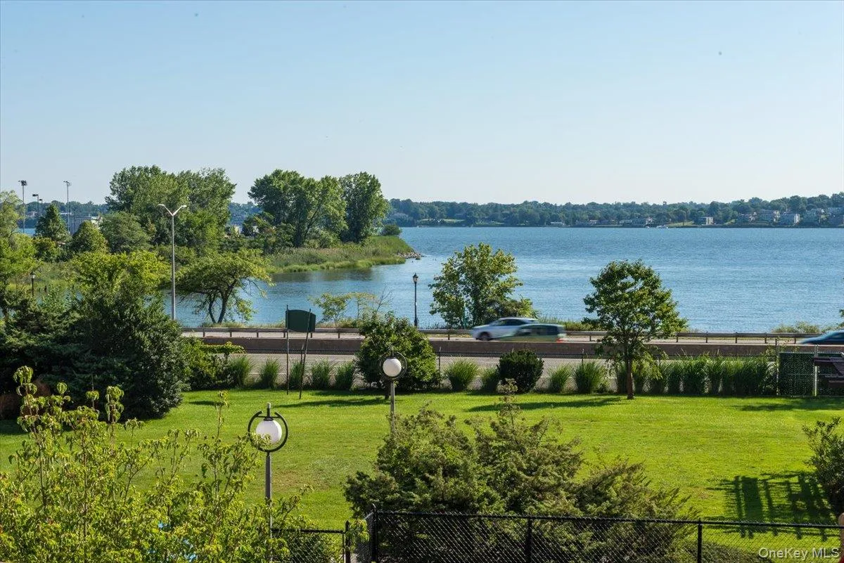 17-85 215th Street, New York, NY, 1 Bedroom Bedrooms, 3 Rooms Rooms,1 BathroomBathrooms,Residential Lease,For Rent,215th,0,961809 17-85 215th Street, New York, NY, 1 Bedroom Bedrooms, 3 Rooms Rooms,1 BathroomBathrooms,Residential Lease,For Rent,215th,0,961809