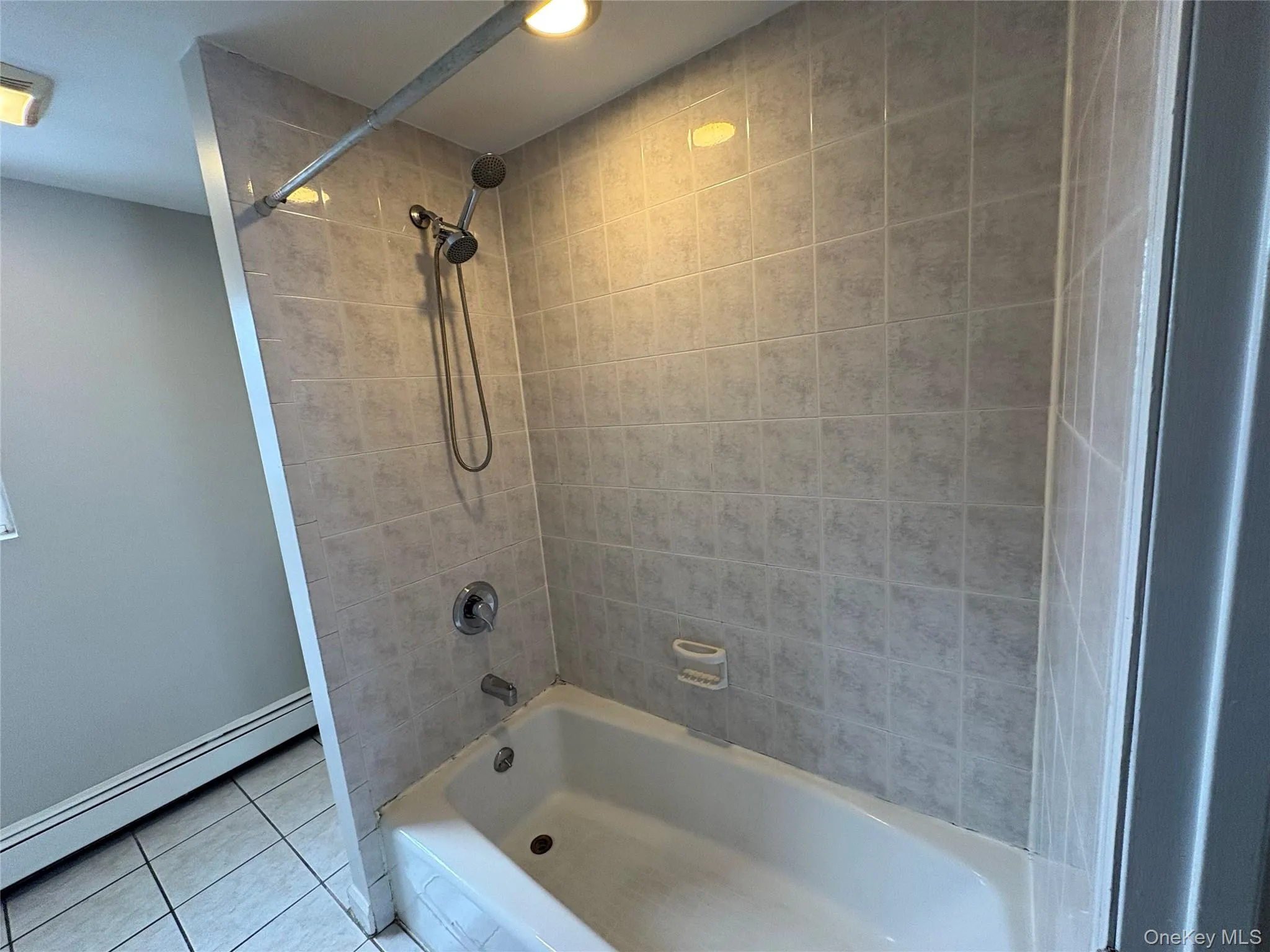 56 Wisner Avenue, Middletown, NY, 3 Bedrooms Bedrooms, 7 Rooms Rooms,1 BathroomBathrooms,Residential Lease,For Rent,Wisner,0,961810 56 Wisner Avenue, Middletown, NY, 3 Bedrooms Bedrooms, 7 Rooms Rooms,1 BathroomBathrooms,Residential Lease,For Rent,Wisner,0,961810