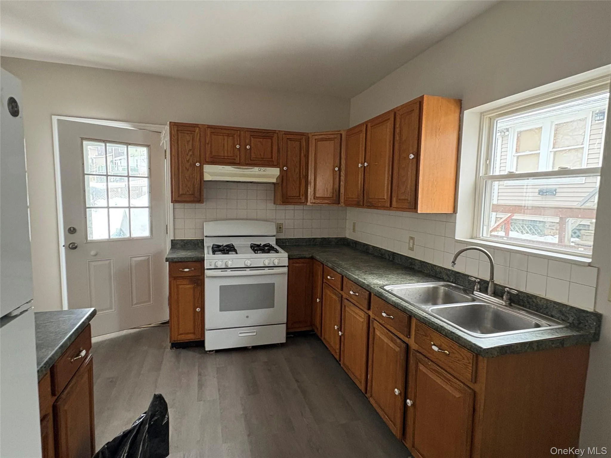 56 Wisner Avenue, Middletown, NY, 3 Bedrooms Bedrooms, 7 Rooms Rooms,1 BathroomBathrooms,Residential Lease,For Rent,Wisner,0,961810 56 Wisner Avenue, Middletown, NY, 3 Bedrooms Bedrooms, 7 Rooms Rooms,1 BathroomBathrooms,Residential Lease,For Rent,Wisner,0,961810