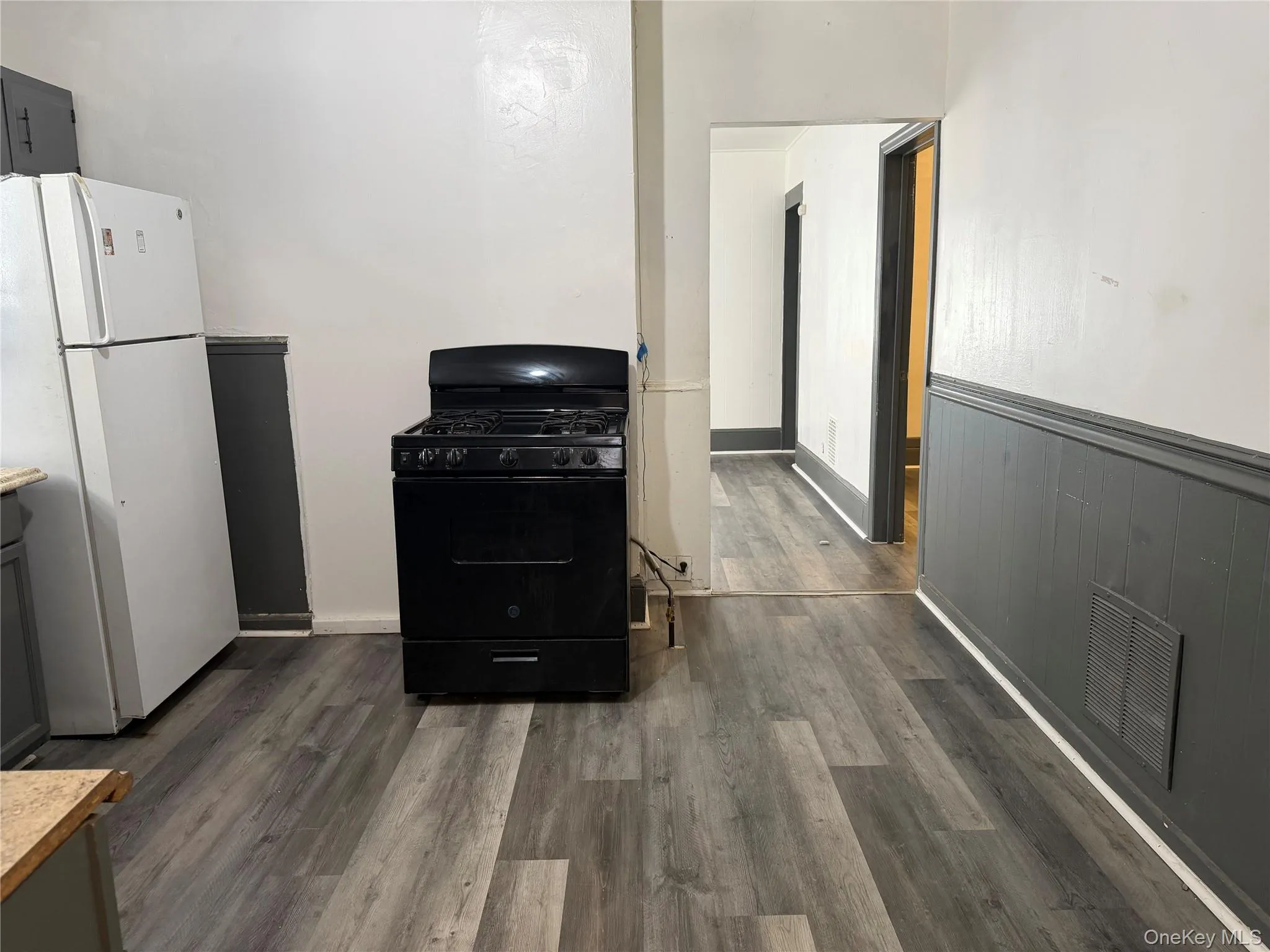 Eat in Kitchen Eat in Kitchen