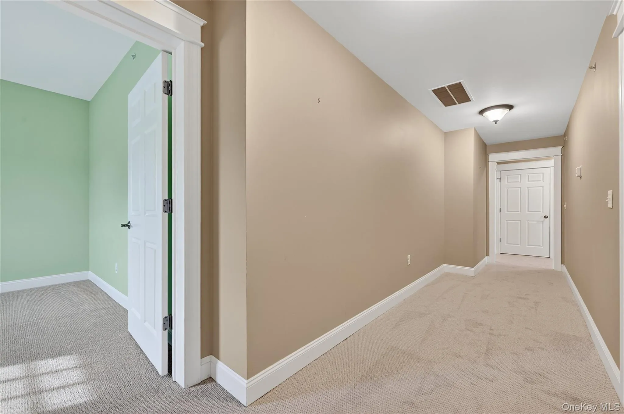 15 Cropsey Street, Warwick (town), NY, 2 Bedrooms Bedrooms, 7 Rooms Rooms,2 BathroomsBathrooms,Residential Lease,For Rent,Cropsey,0,961833 15 Cropsey Street, Warwick (town), NY, 2 Bedrooms Bedrooms, 7 Rooms Rooms,2 BathroomsBathrooms,Residential Lease,For Rent,Cropsey,0,961833