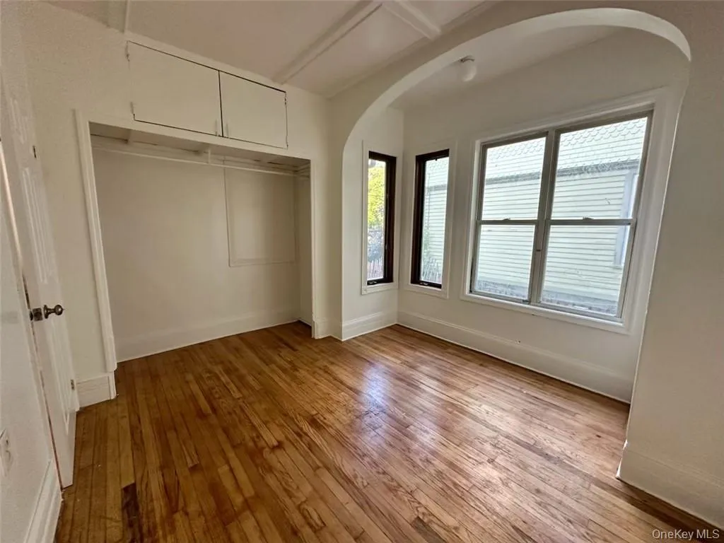 118 Main Street, Middletown, NY, 3 Bedrooms Bedrooms, 5 Rooms Rooms,1 BathroomBathrooms,Residential Lease,For Rent,Main,0,961860 118 Main Street, Middletown, NY, 3 Bedrooms Bedrooms, 5 Rooms Rooms,1 BathroomBathrooms,Residential Lease,For Rent,Main,0,961860