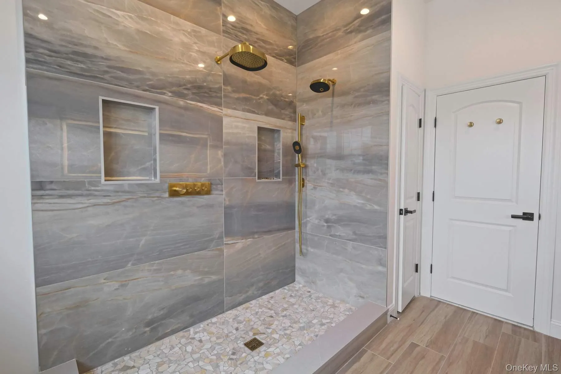 457 Pond Path, Brookhaven, NY, 4 Bedrooms Bedrooms, 10 Rooms Rooms,3 BathroomsBathrooms,Residential,For Rent,Pond,0,961862 457 Pond Path, Brookhaven, NY, 4 Bedrooms Bedrooms, 10 Rooms Rooms,3 BathroomsBathrooms,Residential,For Rent,Pond,0,961862