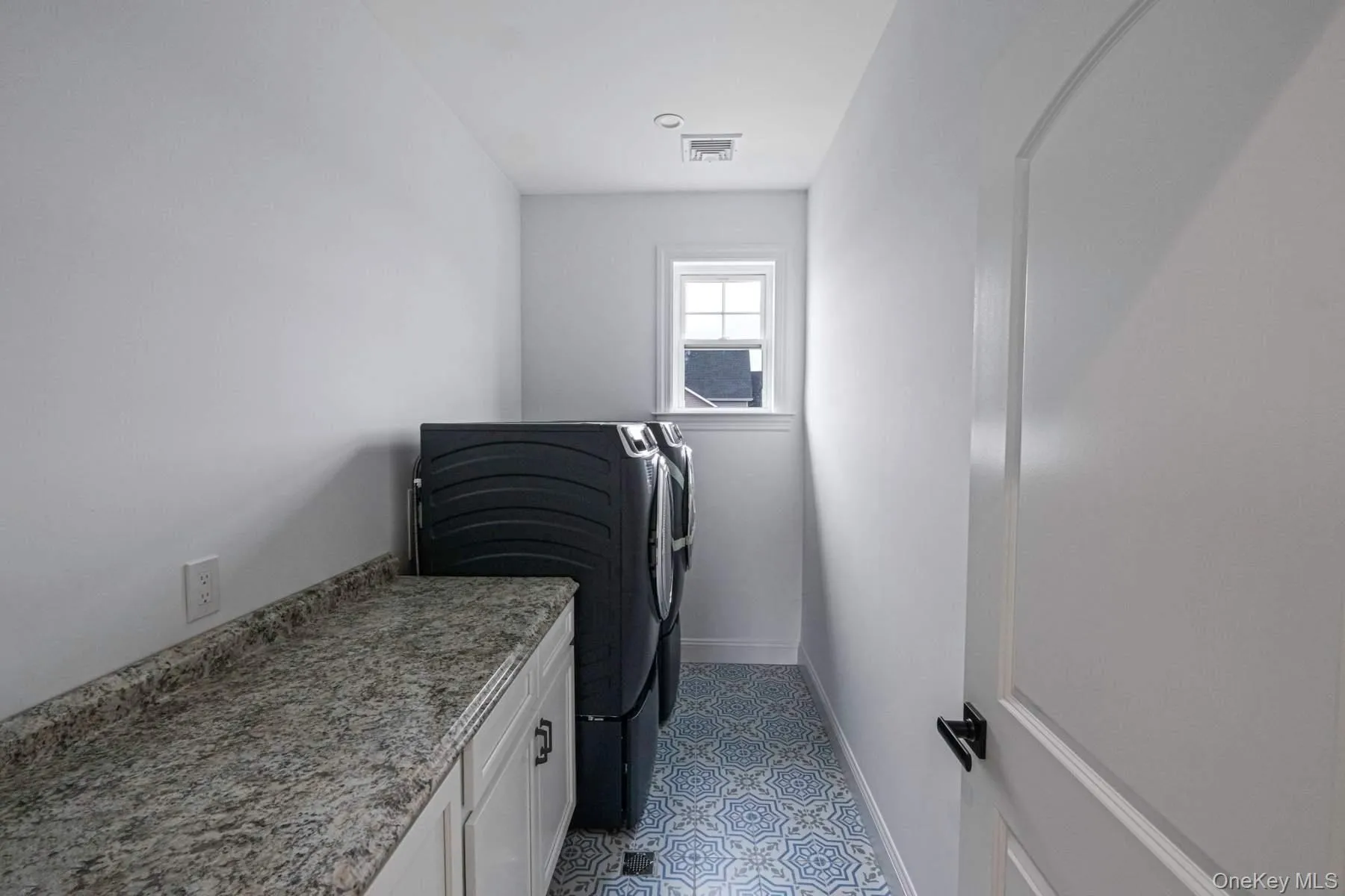 457 Pond Path, Brookhaven, NY, 4 Bedrooms Bedrooms, 10 Rooms Rooms,3 BathroomsBathrooms,Residential,For Rent,Pond,0,961862 457 Pond Path, Brookhaven, NY, 4 Bedrooms Bedrooms, 10 Rooms Rooms,3 BathroomsBathrooms,Residential,For Rent,Pond,0,961862