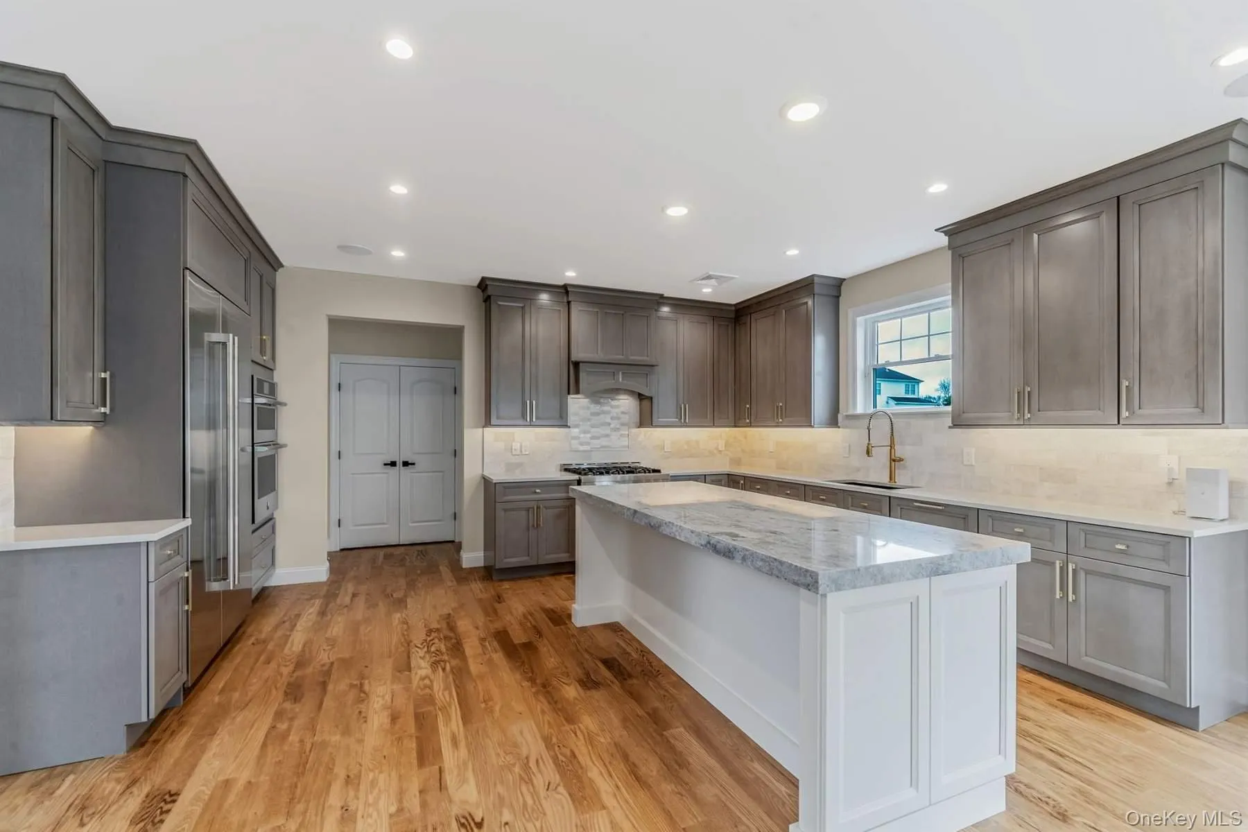 457 Pond Path, Brookhaven, NY, 4 Bedrooms Bedrooms, 10 Rooms Rooms,3 BathroomsBathrooms,Residential,For Rent,Pond,0,961862 457 Pond Path, Brookhaven, NY, 4 Bedrooms Bedrooms, 10 Rooms Rooms,3 BathroomsBathrooms,Residential,For Rent,Pond,0,961862