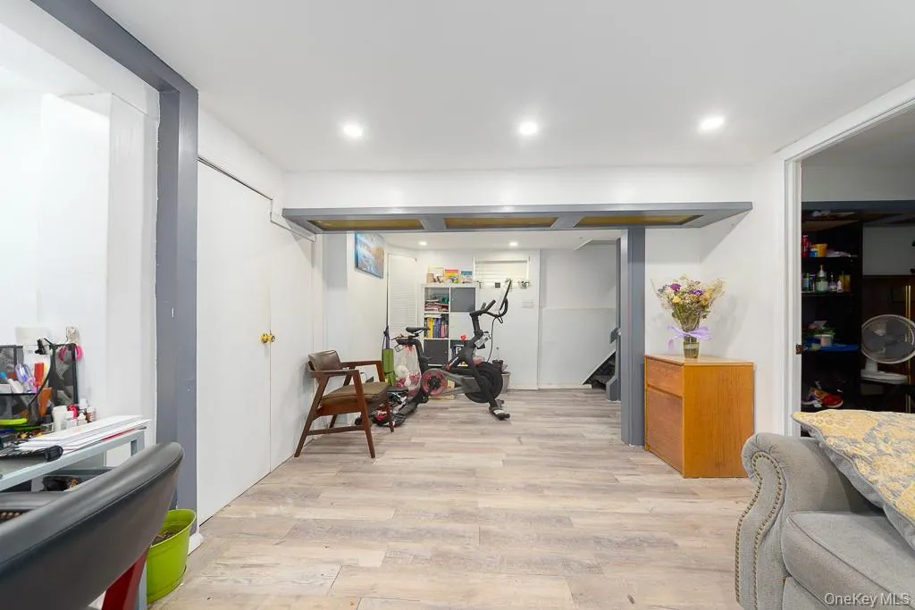 13449 230th Street, New York, NY, 3 Bedrooms Bedrooms, 6 Rooms Rooms,2 BathroomsBathrooms,Residential,For Rent,230th,0,961865 13449 230th Street, New York, NY, 3 Bedrooms Bedrooms, 6 Rooms Rooms,2 BathroomsBathrooms,Residential,For Rent,230th,0,961865