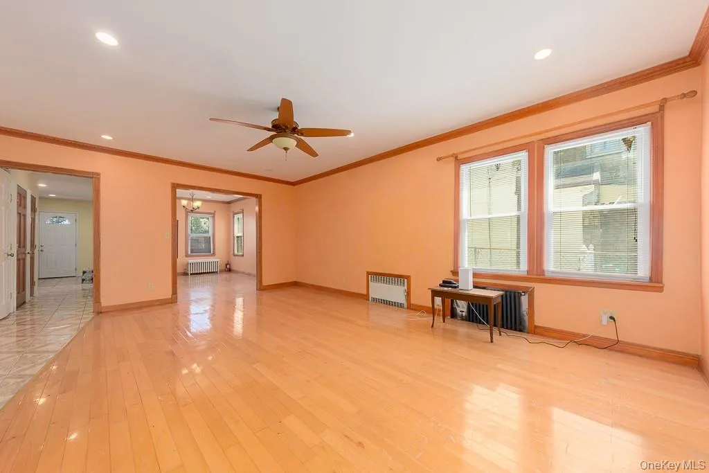 13449 230th Street, New York, NY, 3 Bedrooms Bedrooms, 6 Rooms Rooms,2 BathroomsBathrooms,Residential,For Rent,230th,0,961865 13449 230th Street, New York, NY, 3 Bedrooms Bedrooms, 6 Rooms Rooms,2 BathroomsBathrooms,Residential,For Rent,230th,0,961865