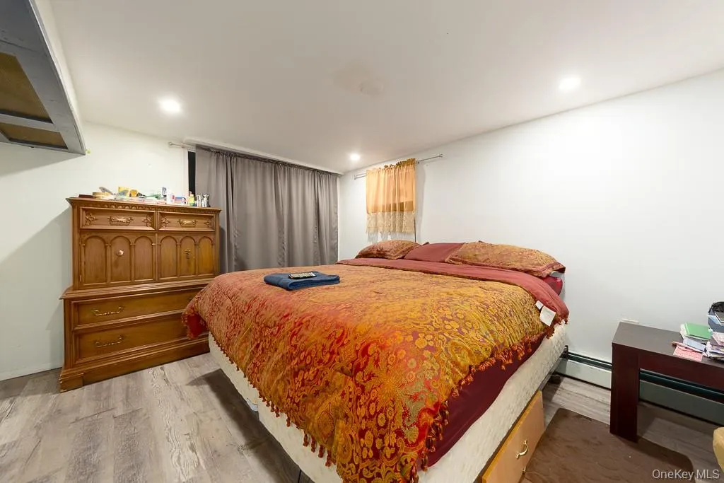 13449 230th Street, New York, NY, 3 Bedrooms Bedrooms, 6 Rooms Rooms,2 BathroomsBathrooms,Residential,For Rent,230th,0,961865 13449 230th Street, New York, NY, 3 Bedrooms Bedrooms, 6 Rooms Rooms,2 BathroomsBathrooms,Residential,For Rent,230th,0,961865