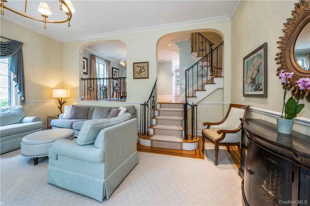 A smart home throughout: high speed cabling, lighting, built in USB chargers and even EV charging in the heated garage! A smart home throughout: high speed cabling, lighting, built in USB chargers and even EV charging in the heated garage!